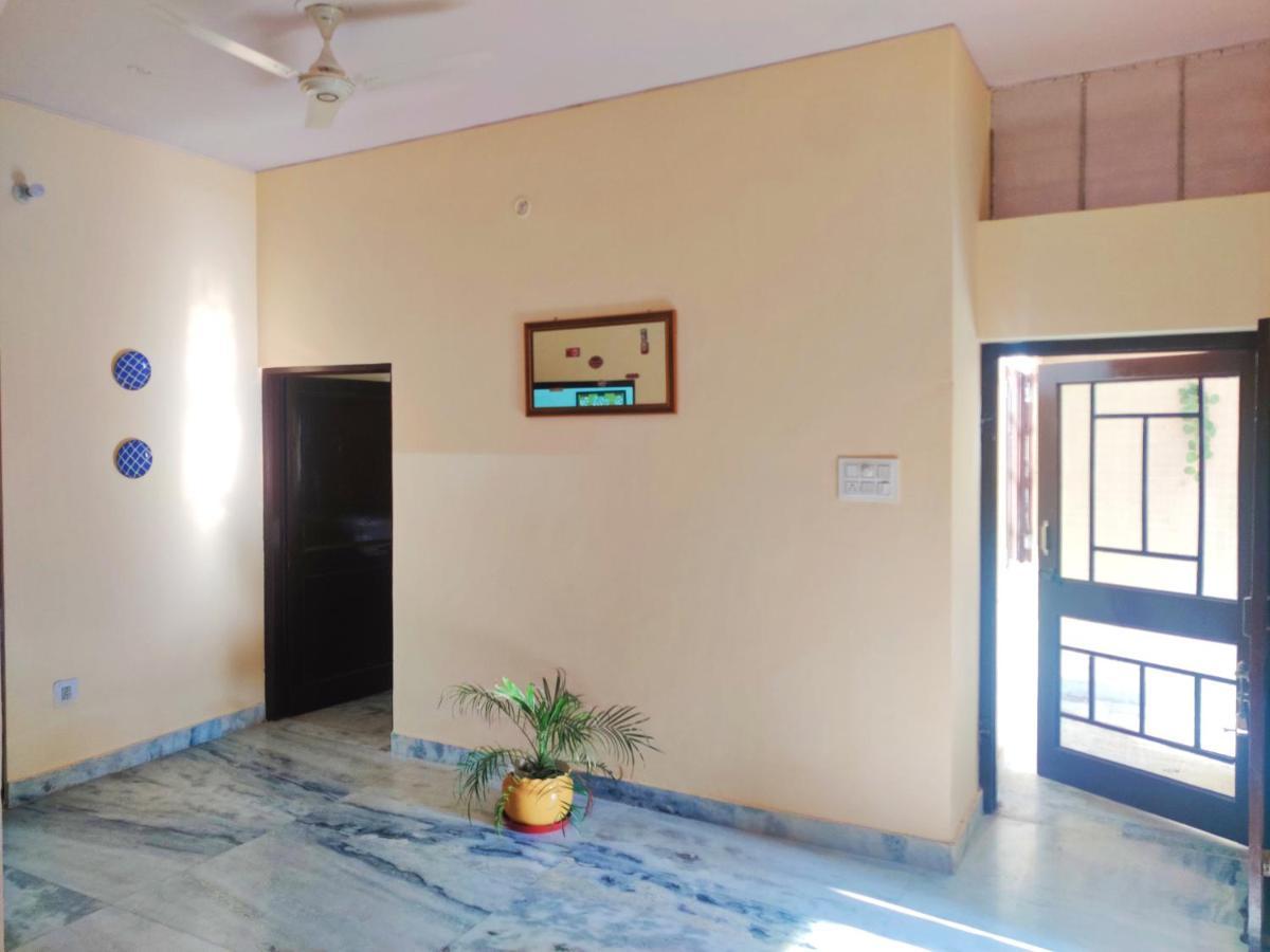 Luxurious 3bhk Urban Retreat Jaipur