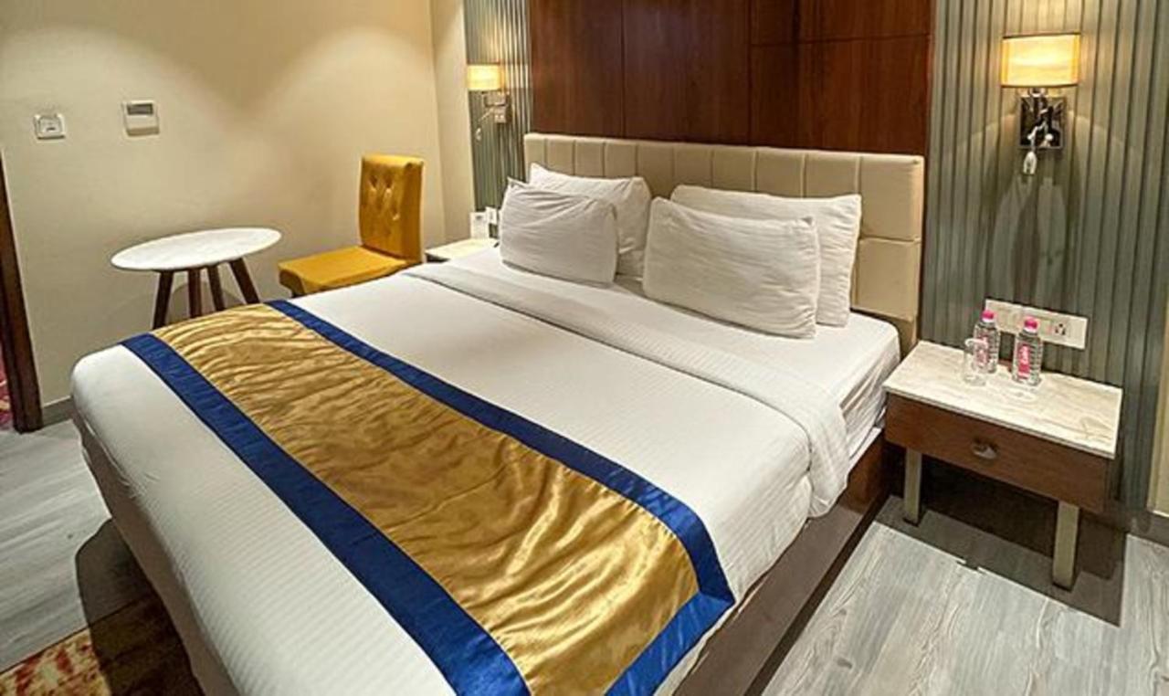 Fabhotel Jaipur Luxe