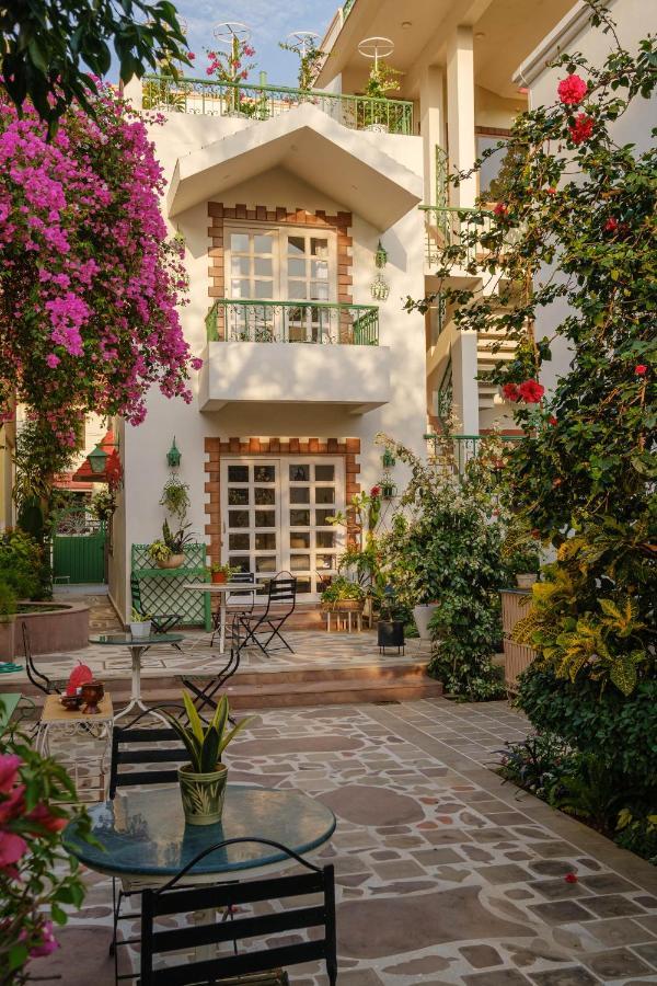 Shree Nikunj - A Luxury Boutique In Bed & Breakfast *
