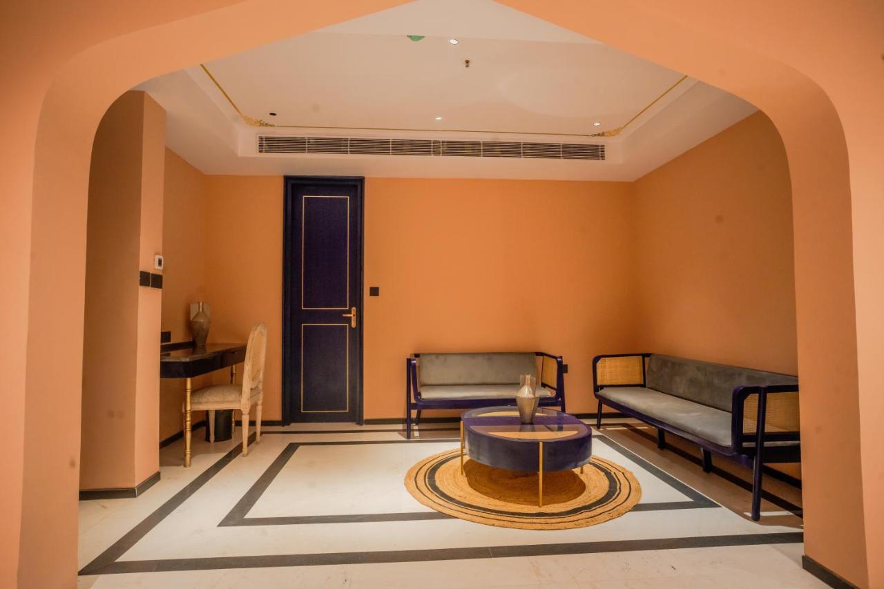 Hotel Bur'dera - A Boutique Luxury