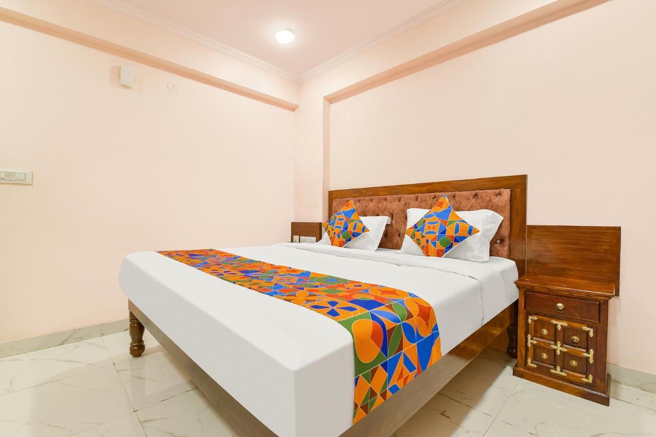 Hotel Fabhotel Jbs Heritage 3*