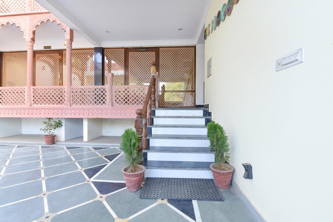 Fabhotel Jbs Heritage Hotel