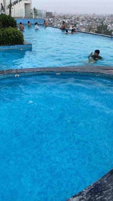 Luxurious Service By Tripideas Apartment Jaipur