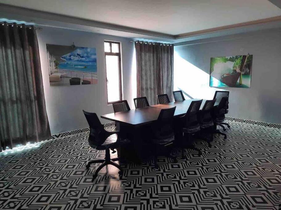 Apartment Luxurious Service By Tripideas *