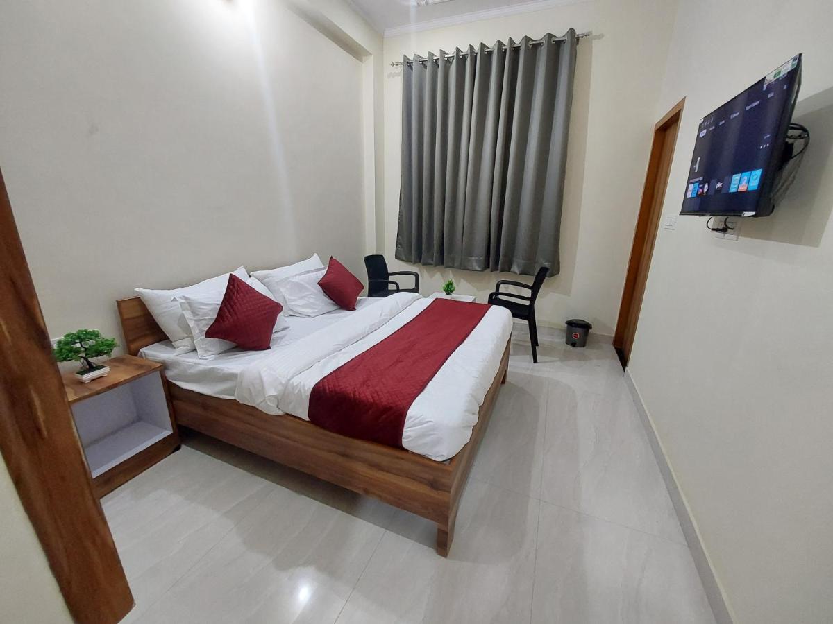 Hotel Homewood Near Airport 4*