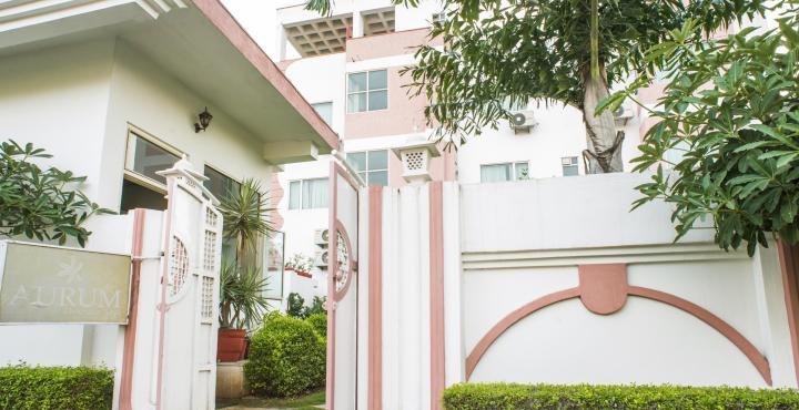Aurum Boutique Hotel 4*