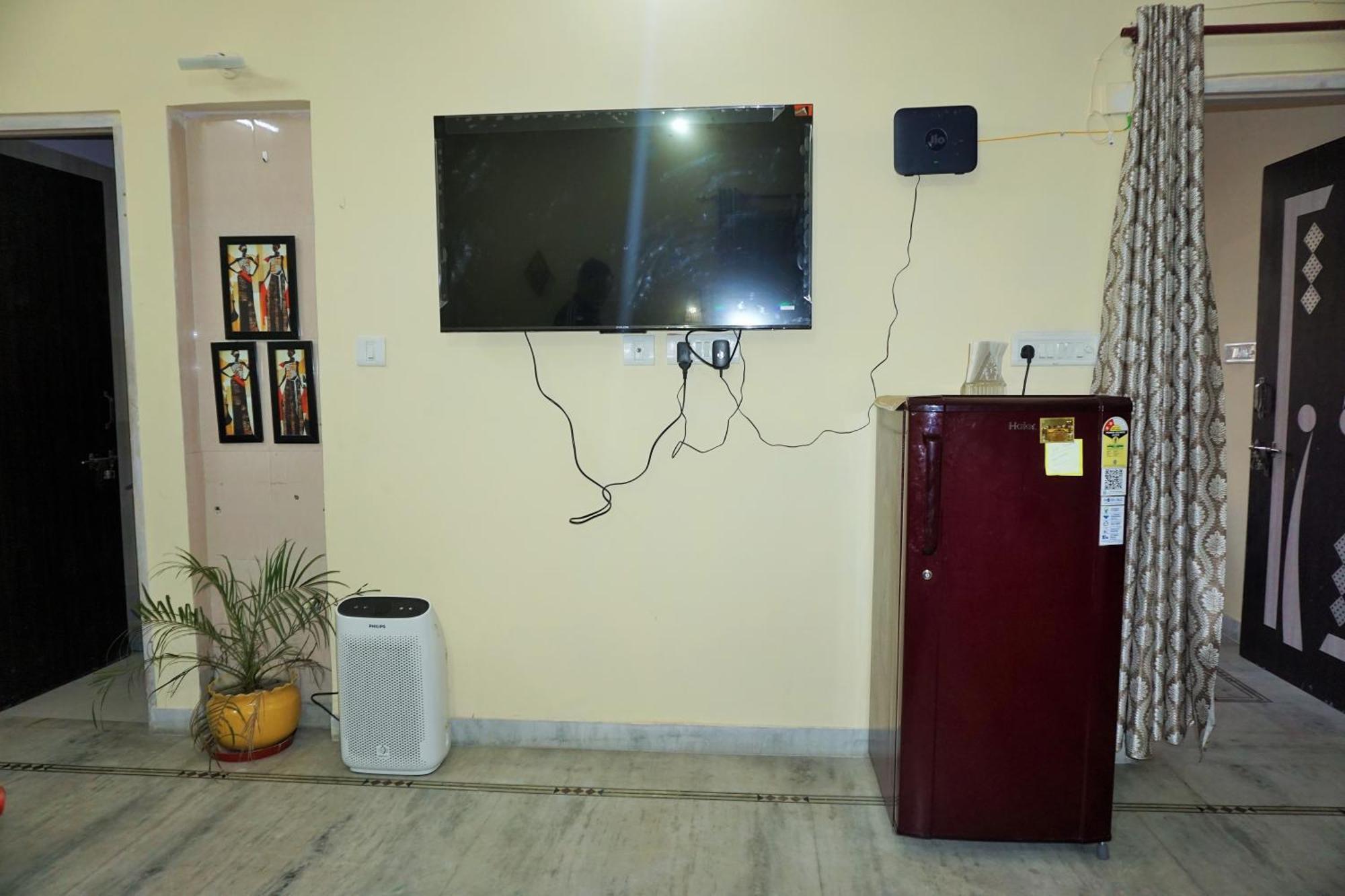Luxurious 3 Bhk Independent Cozy Corner