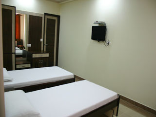 Hotel Tarun