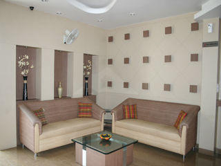 Tarun Hotel