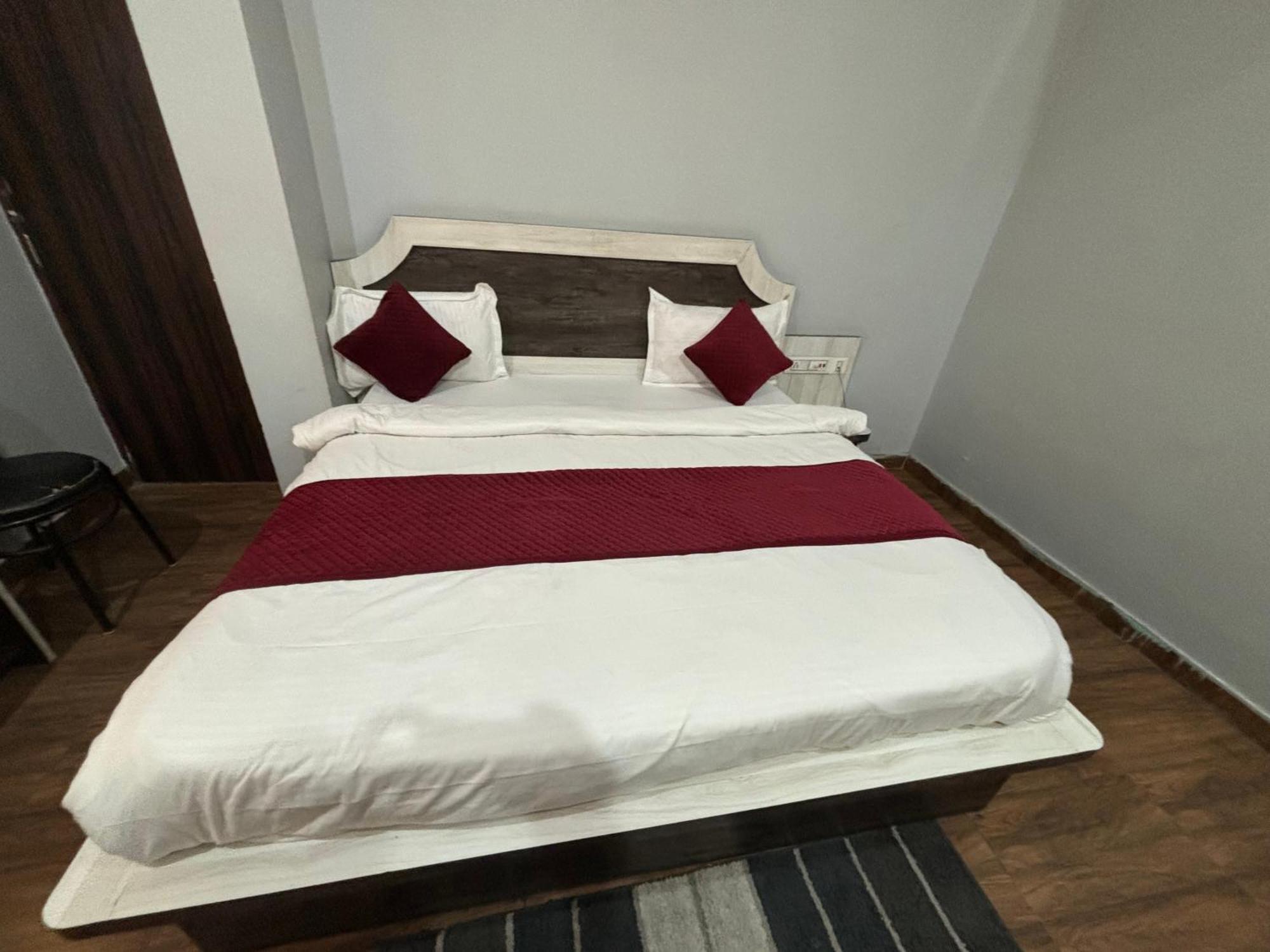 Hotel Lakhdatar Palace 3*