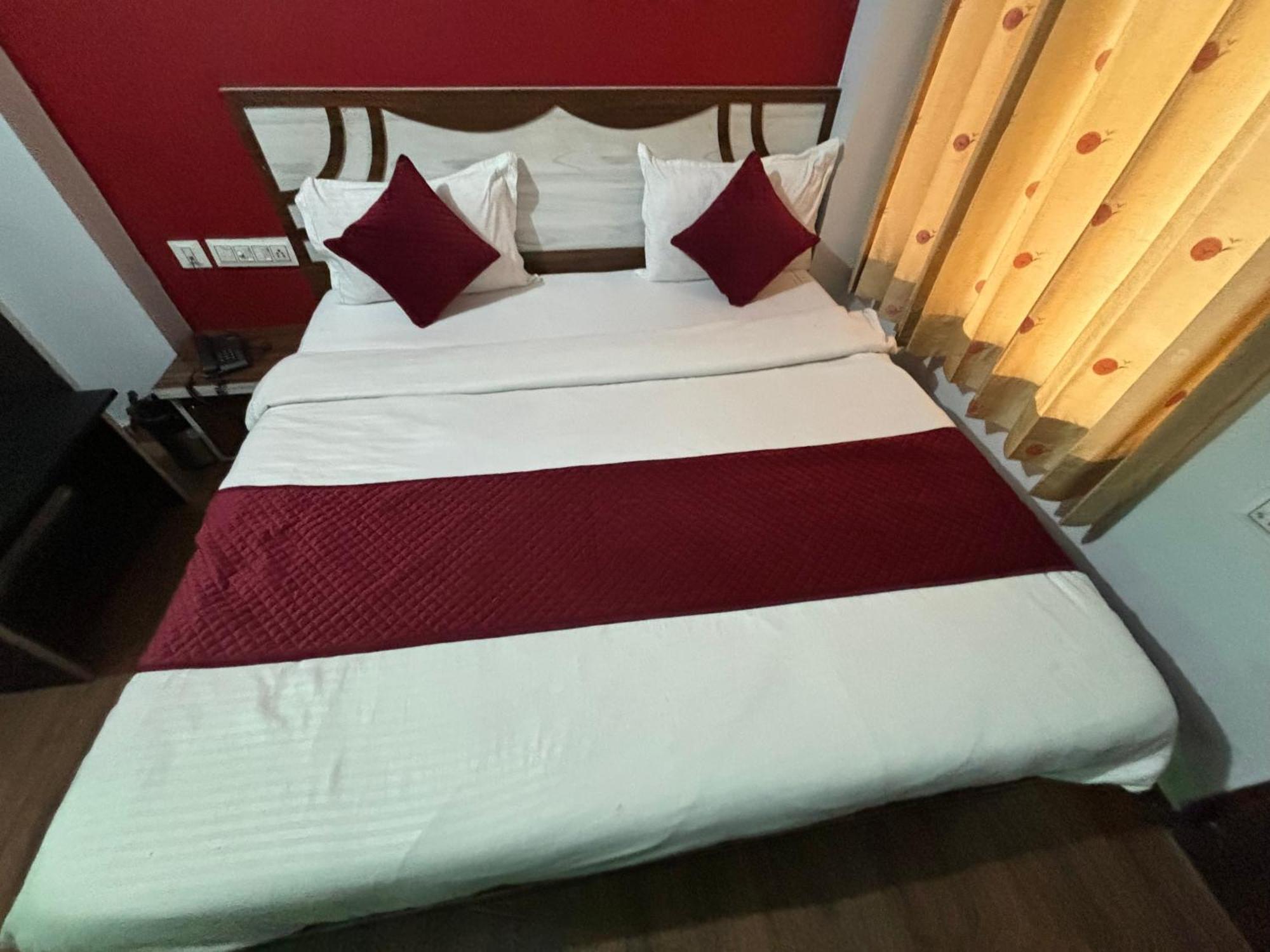 Hotel Lakhdatar Palace 3*