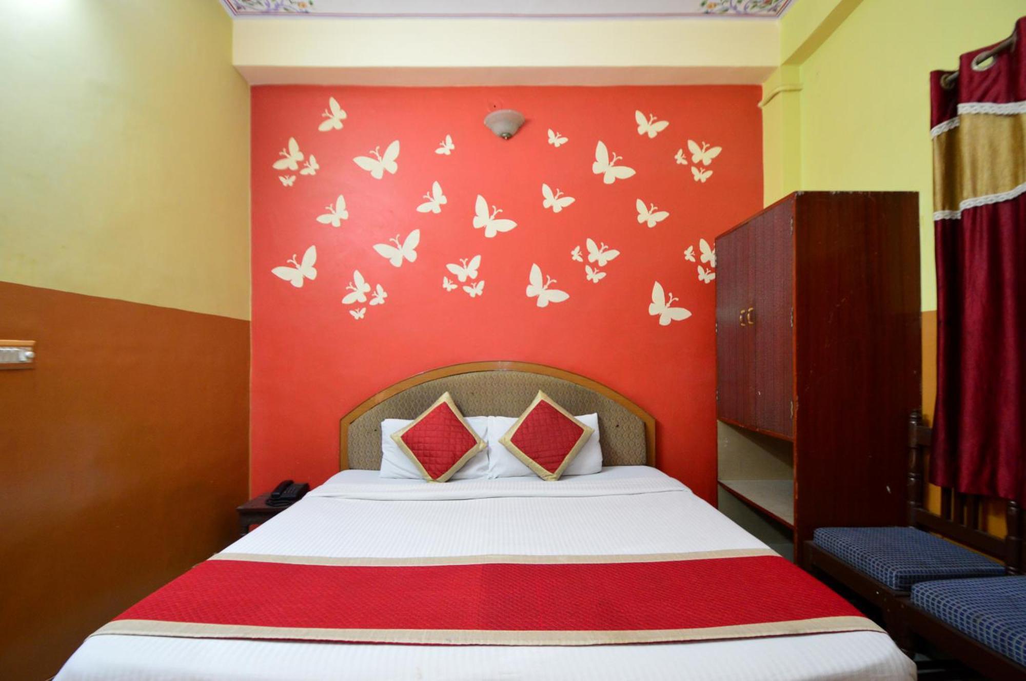 Jai Maa Palace Hotel 2*