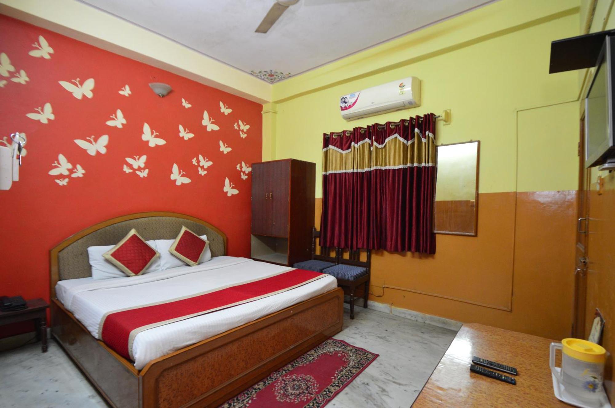 Hotel Jai Maa Palace 2*