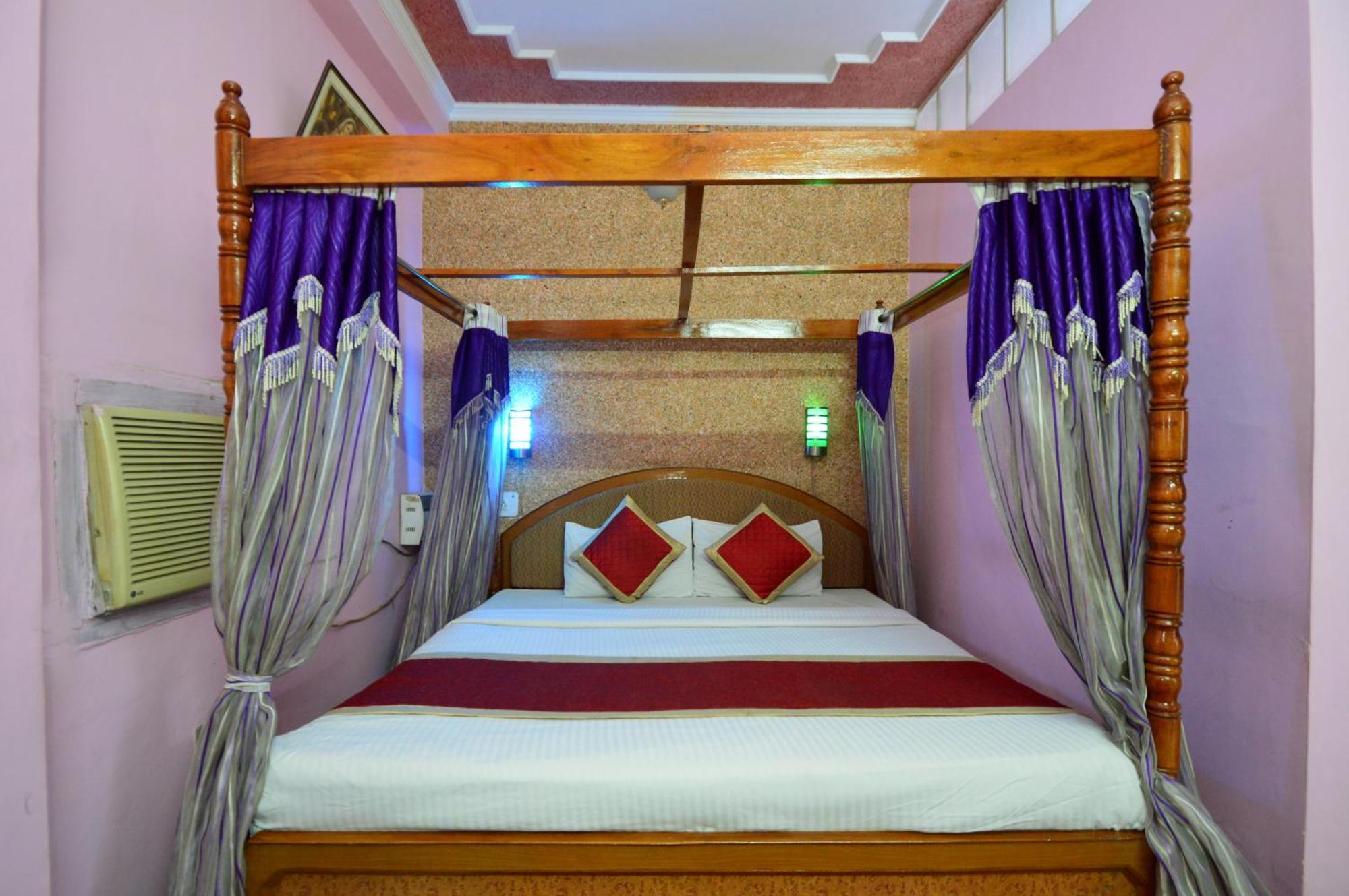 Hotel Jai Maa Palace 2*