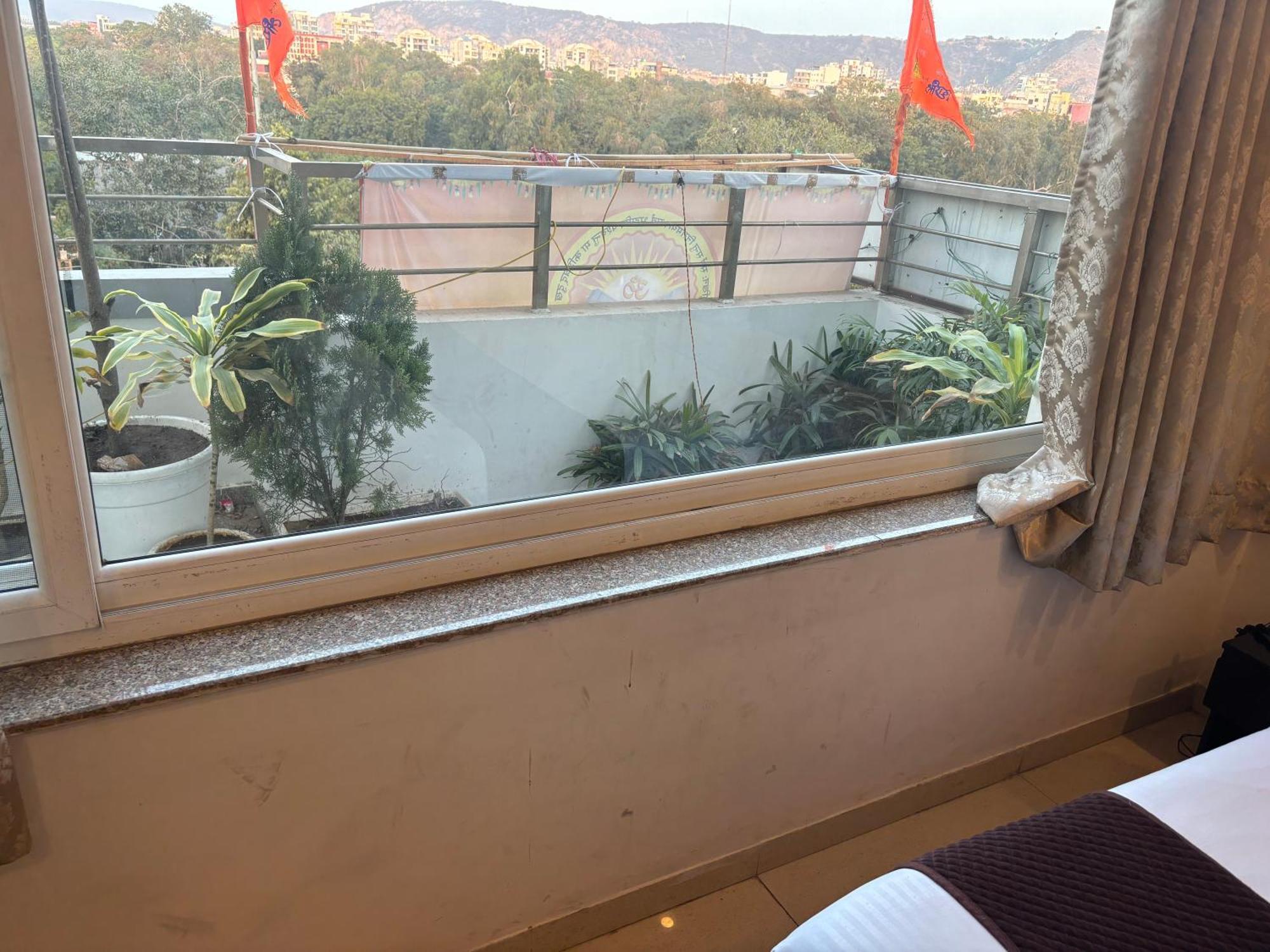 Hotel Life 3*