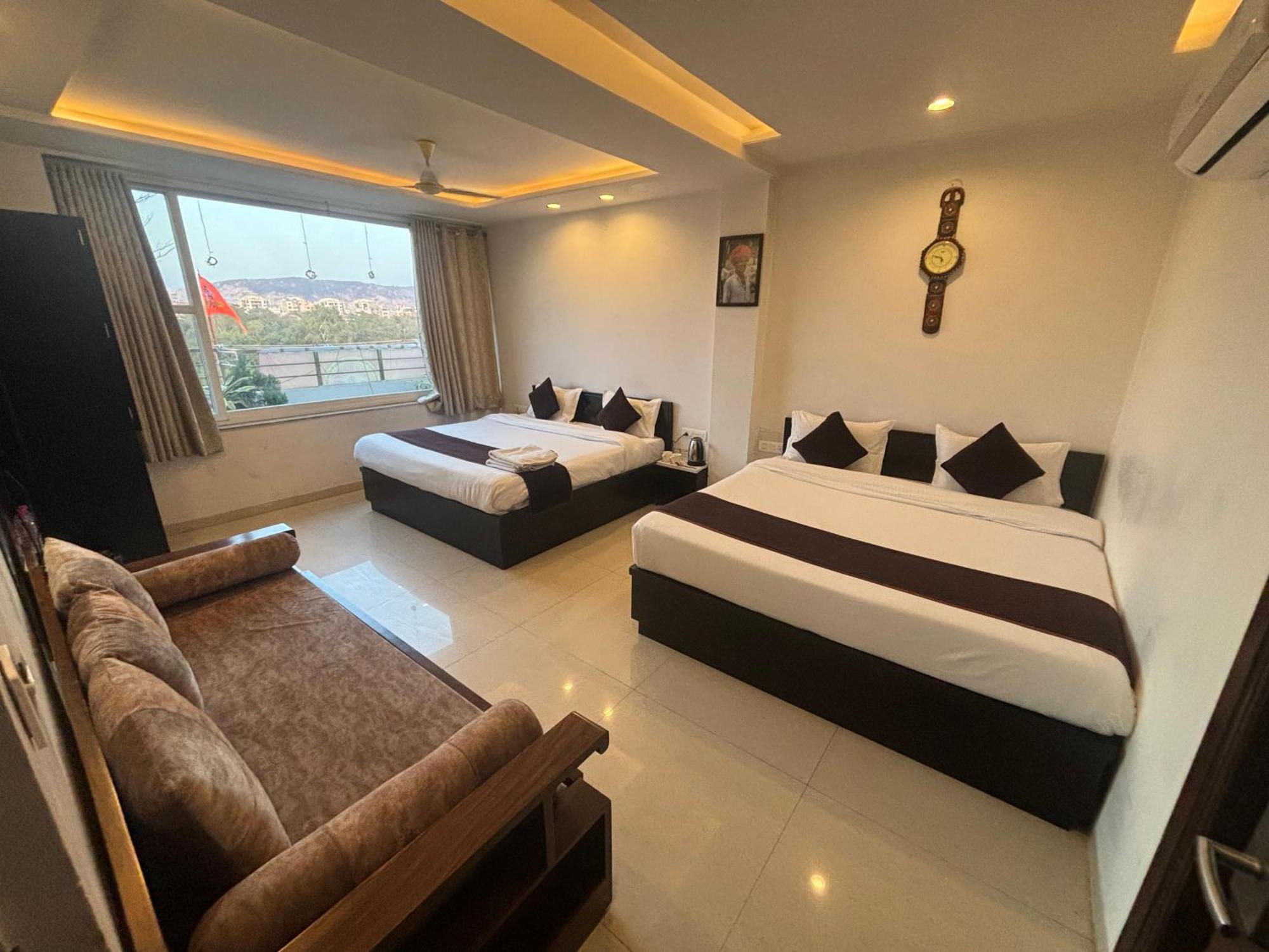 Life Hotel