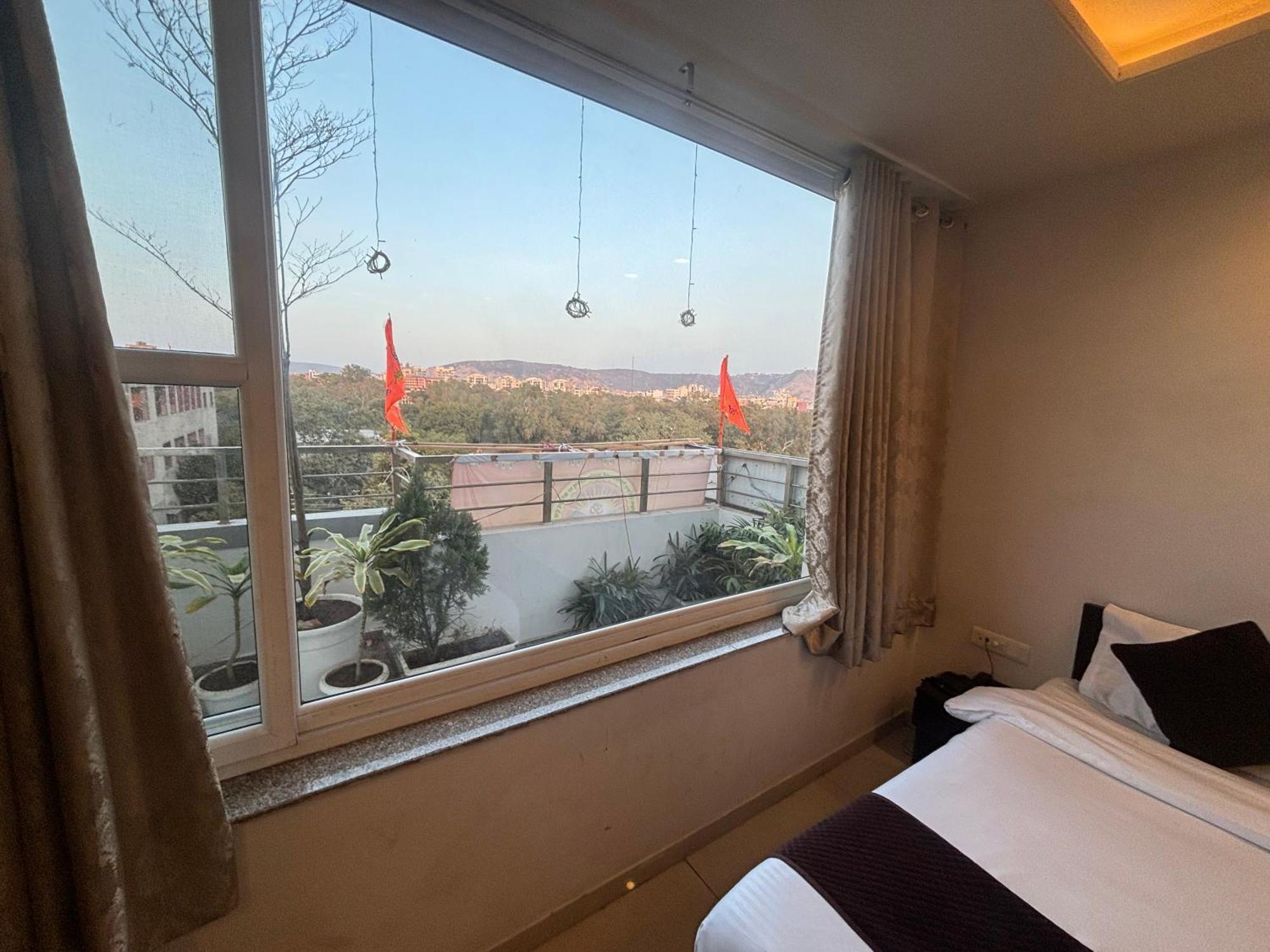 Hotel Life 3*