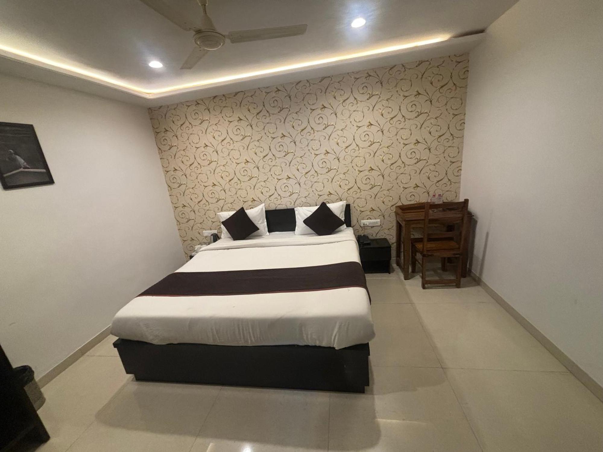 Life Hotel Jaipur