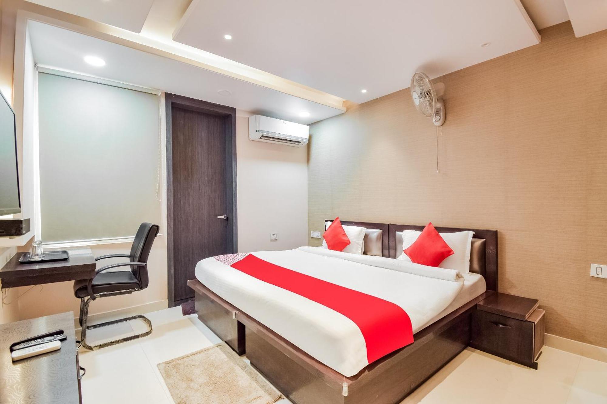 Hotel Super O The Moody Moon 3*