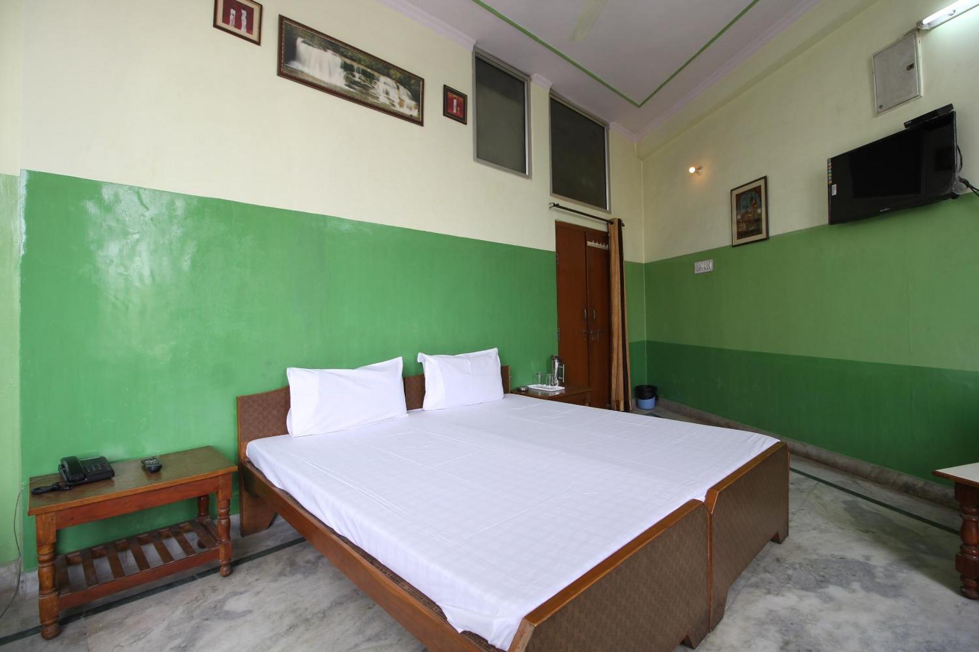 Hotel O Shree Shyam 3*