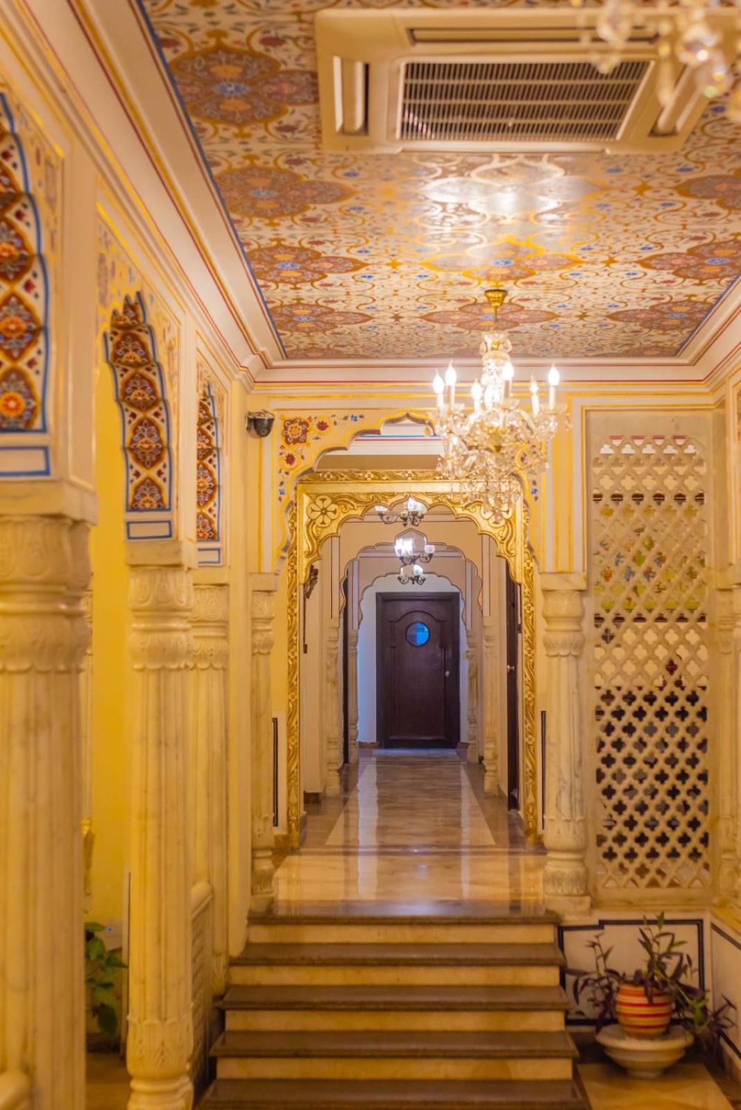 Hotel Welcomheritage Traditional Haveli