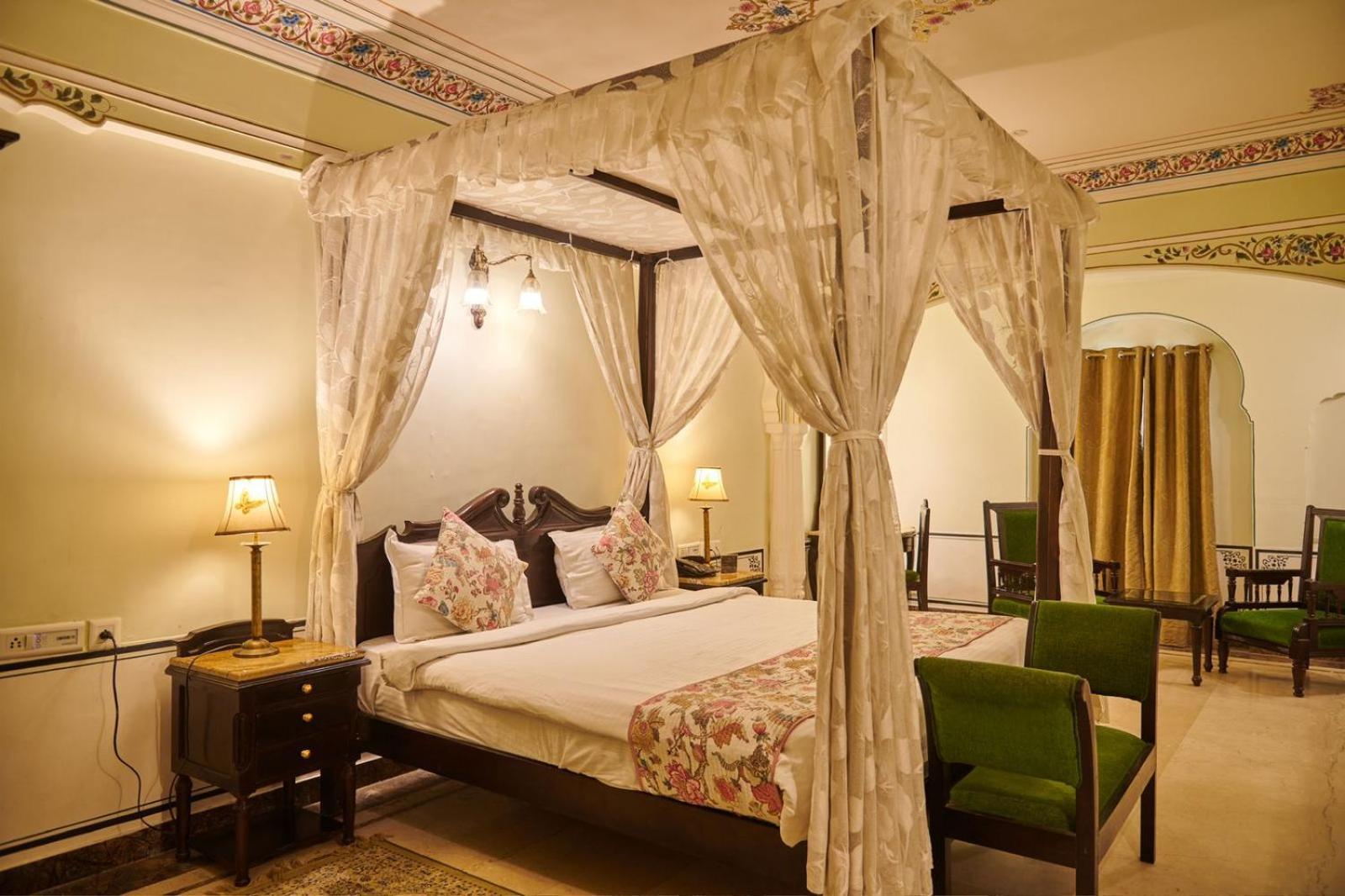 Welcomheritage Traditional Haveli 4*