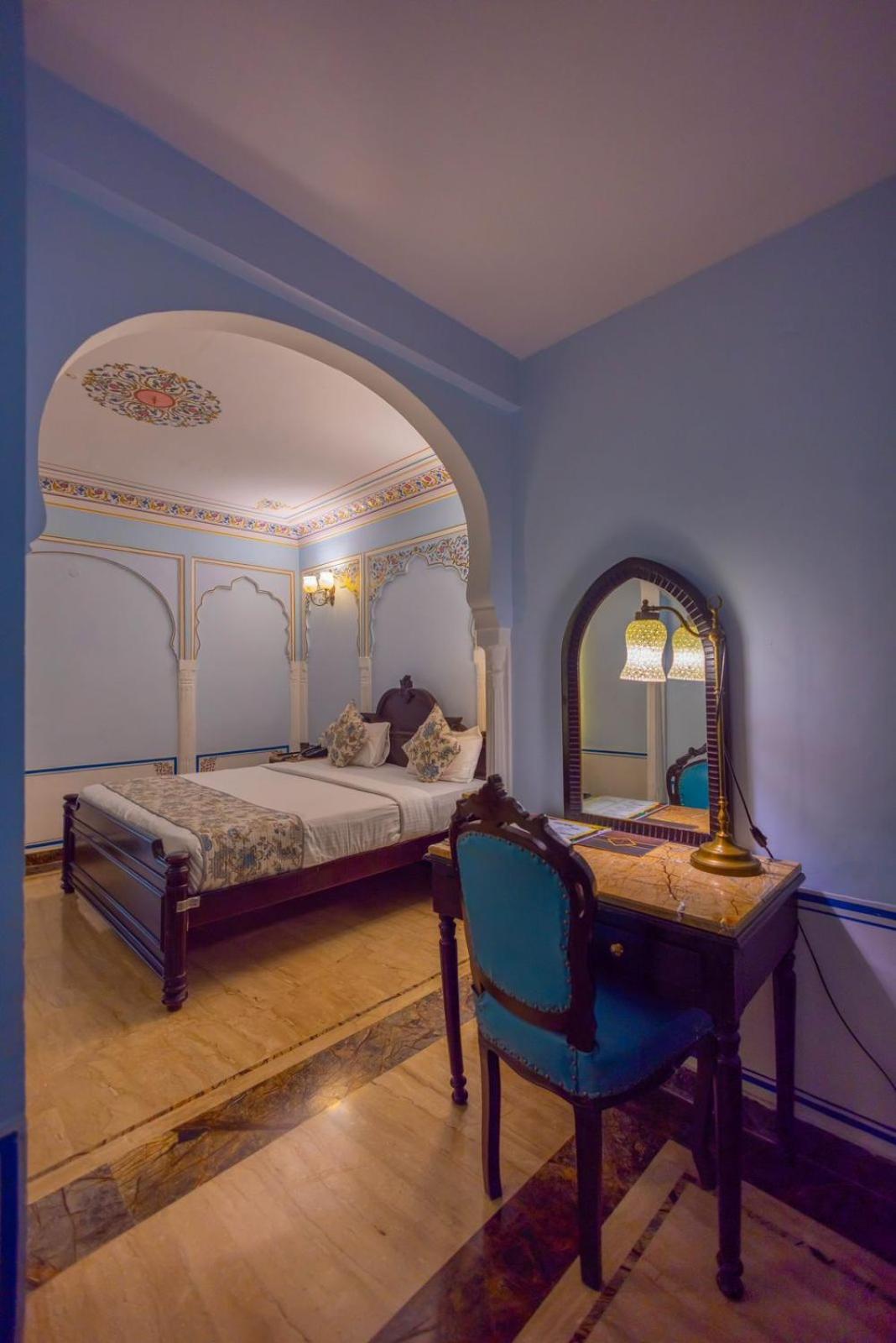 Welcomheritage Traditional Haveli Hotel Jaipur