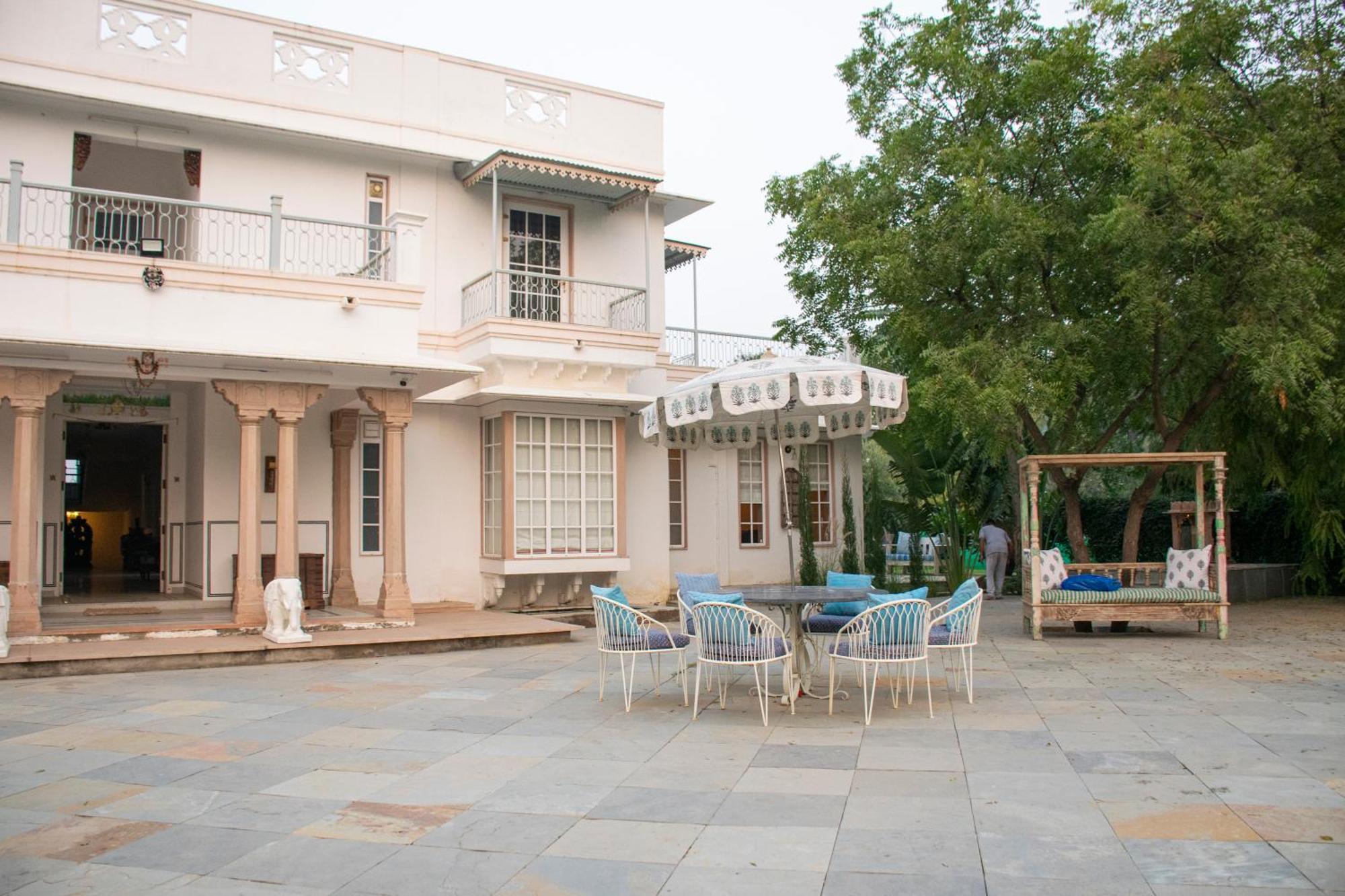 Bed & Breakfast Naila Kothi - A Luxury Boutique Royal In