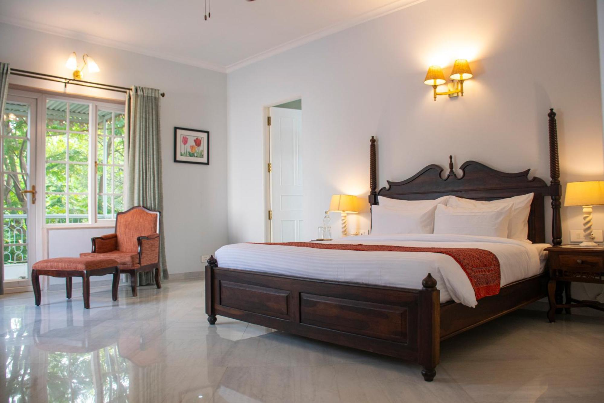 Bed & Breakfast Naila Kothi - A Luxury Boutique Royal In