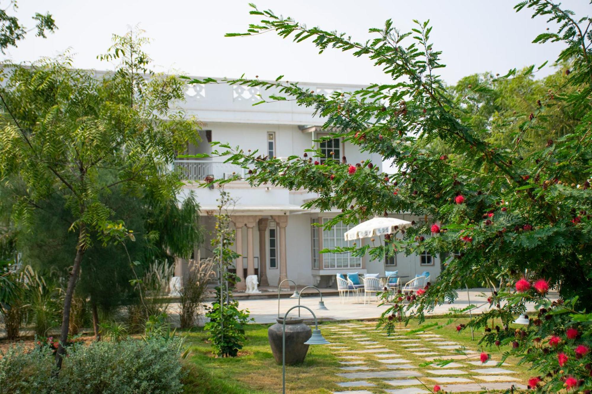 Naila Kothi - A Luxury Boutique Royal In