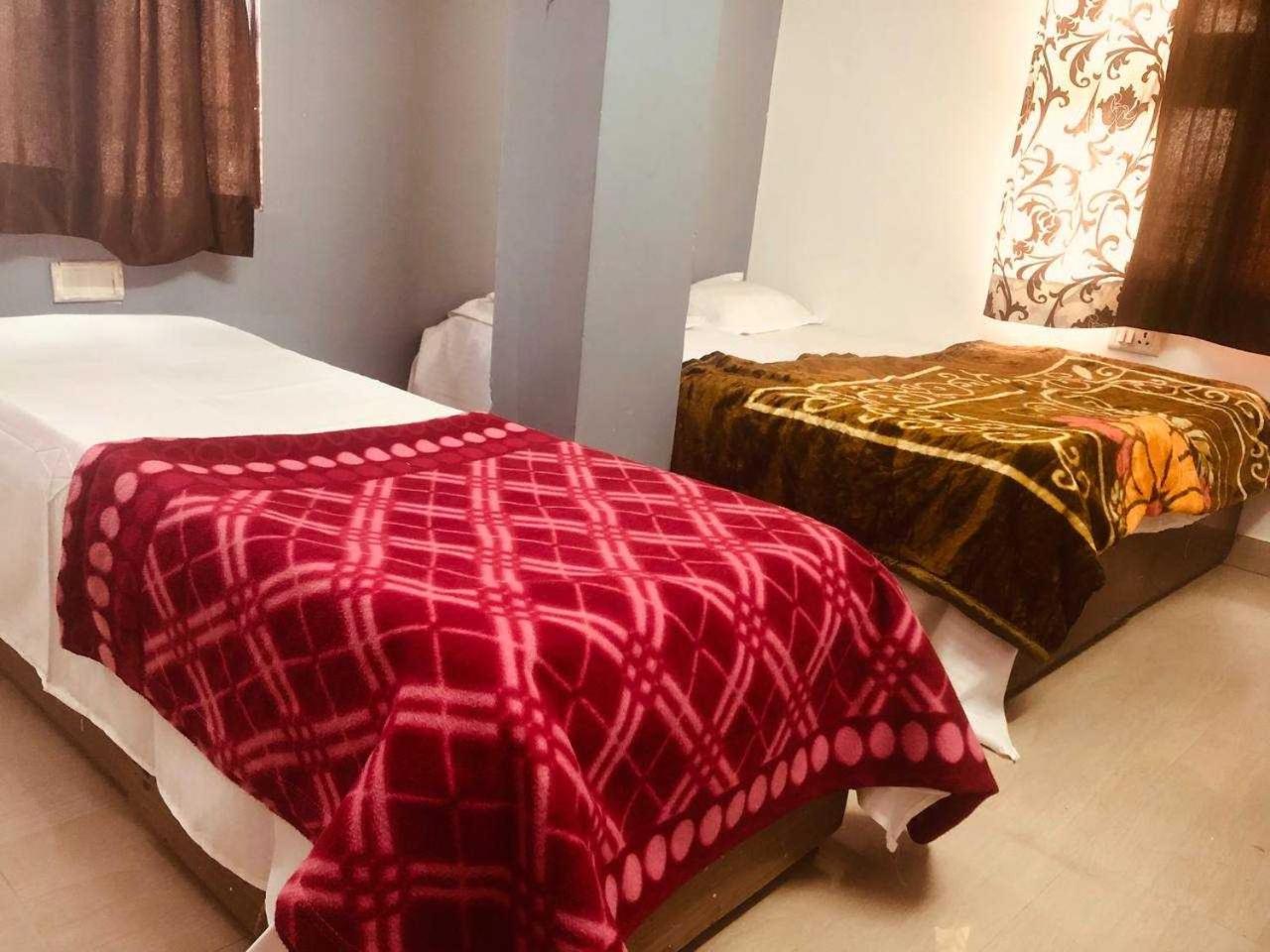 O Dev Mansarovar Hotel 3*