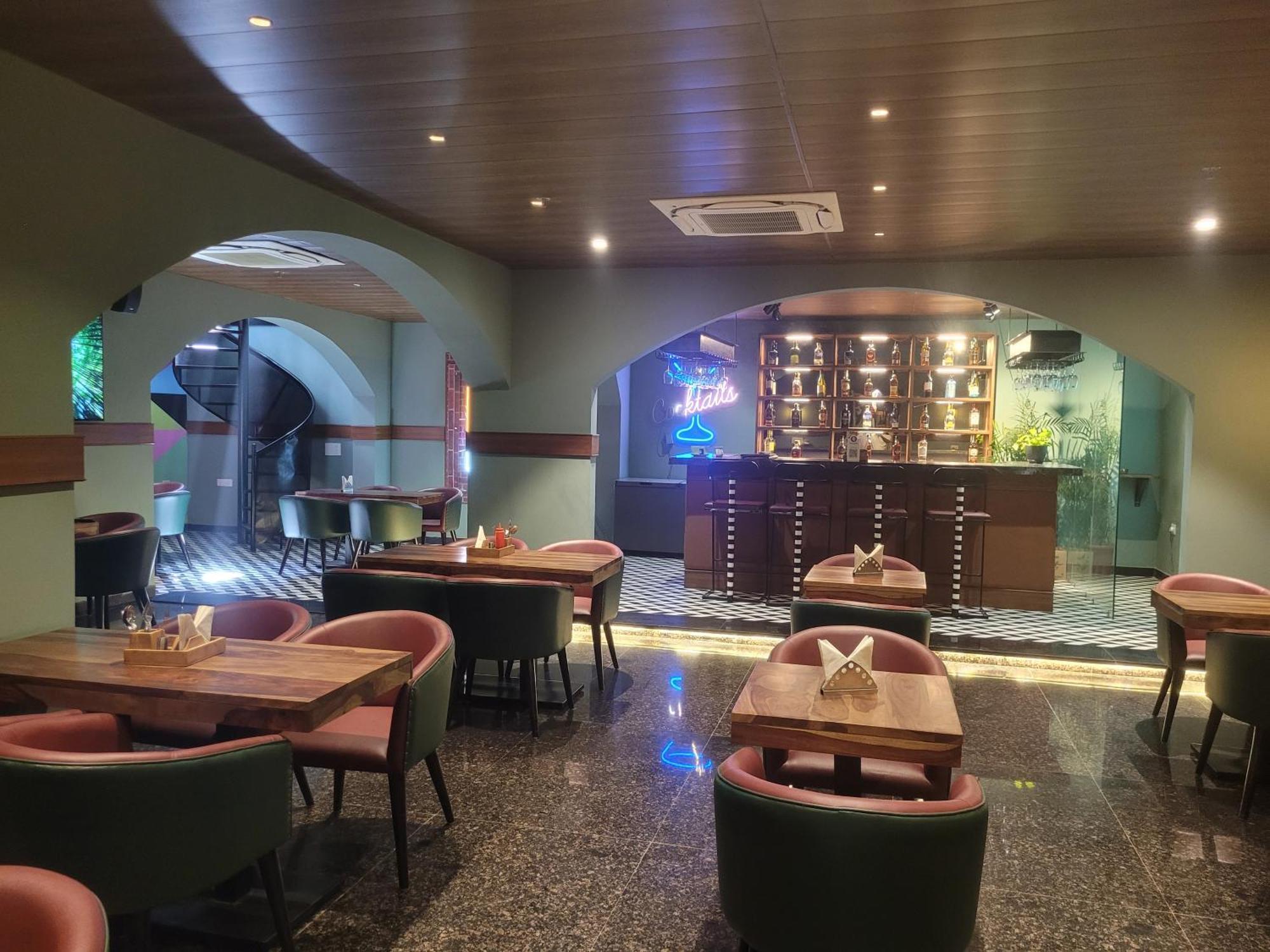The Sarai, Hotel
