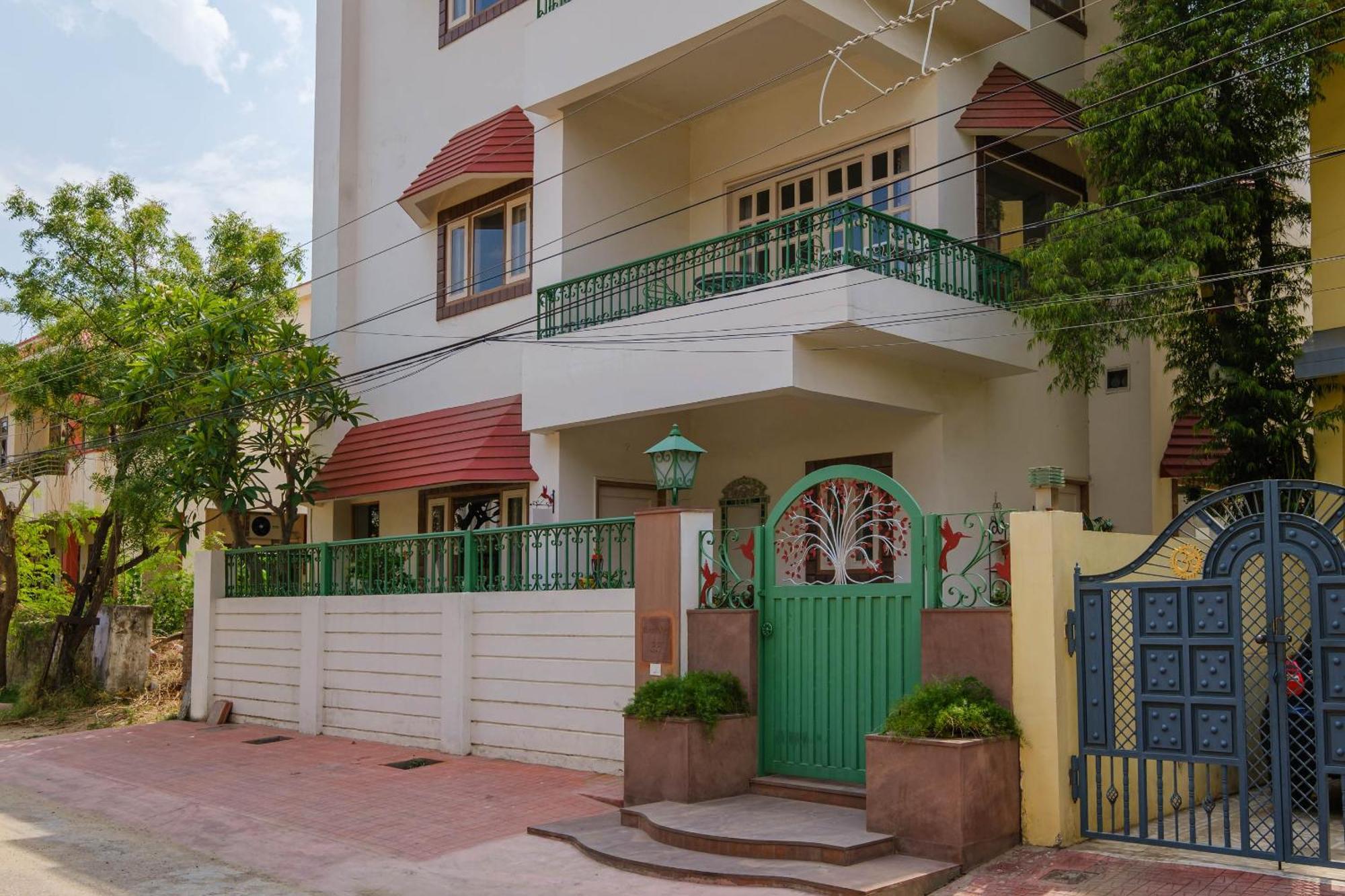 Shree Nikunj - A Luxury Boutique In