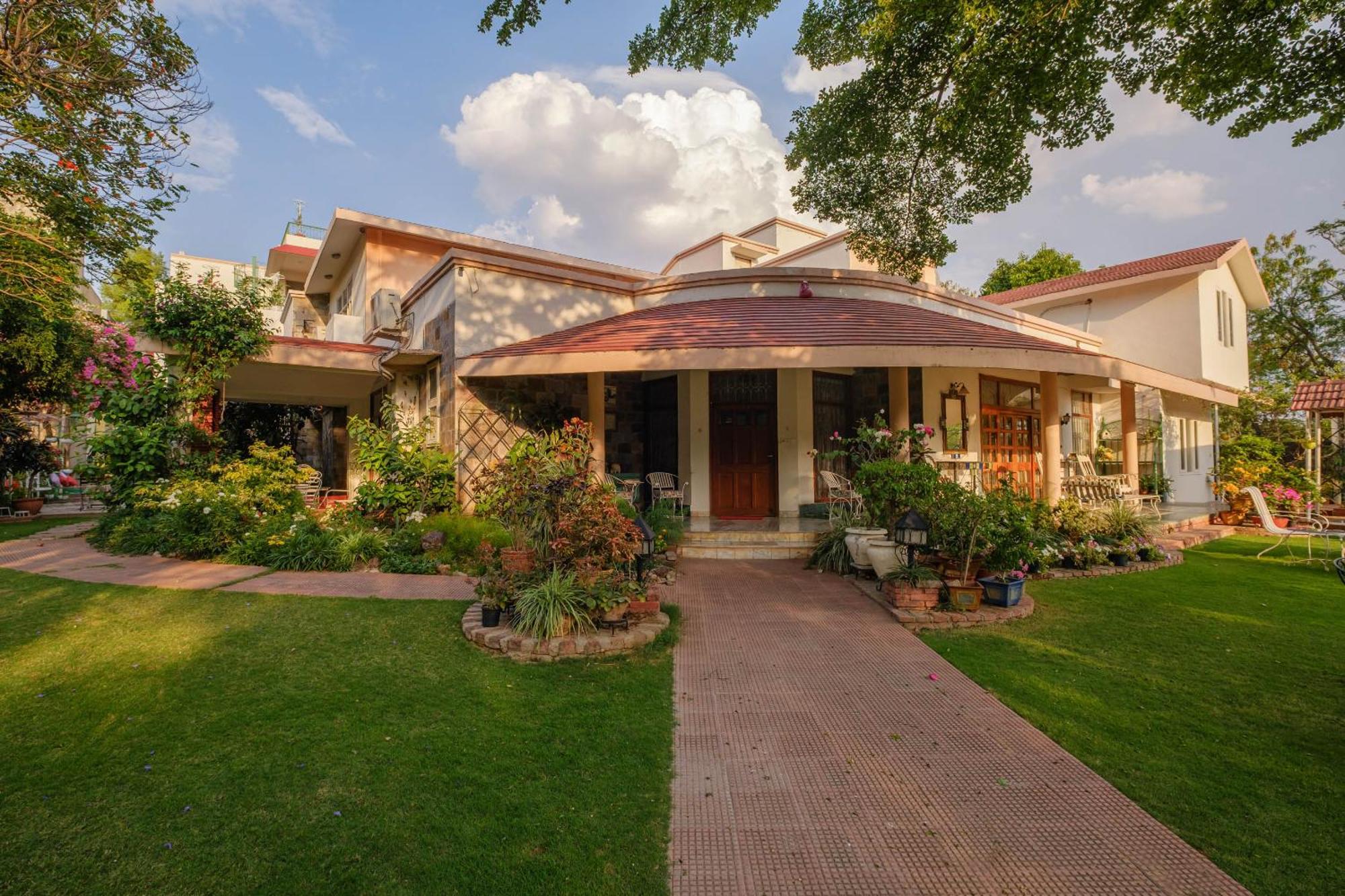 Bed & Breakfast Shree Nikunj - A Luxury Boutique In Jaipur