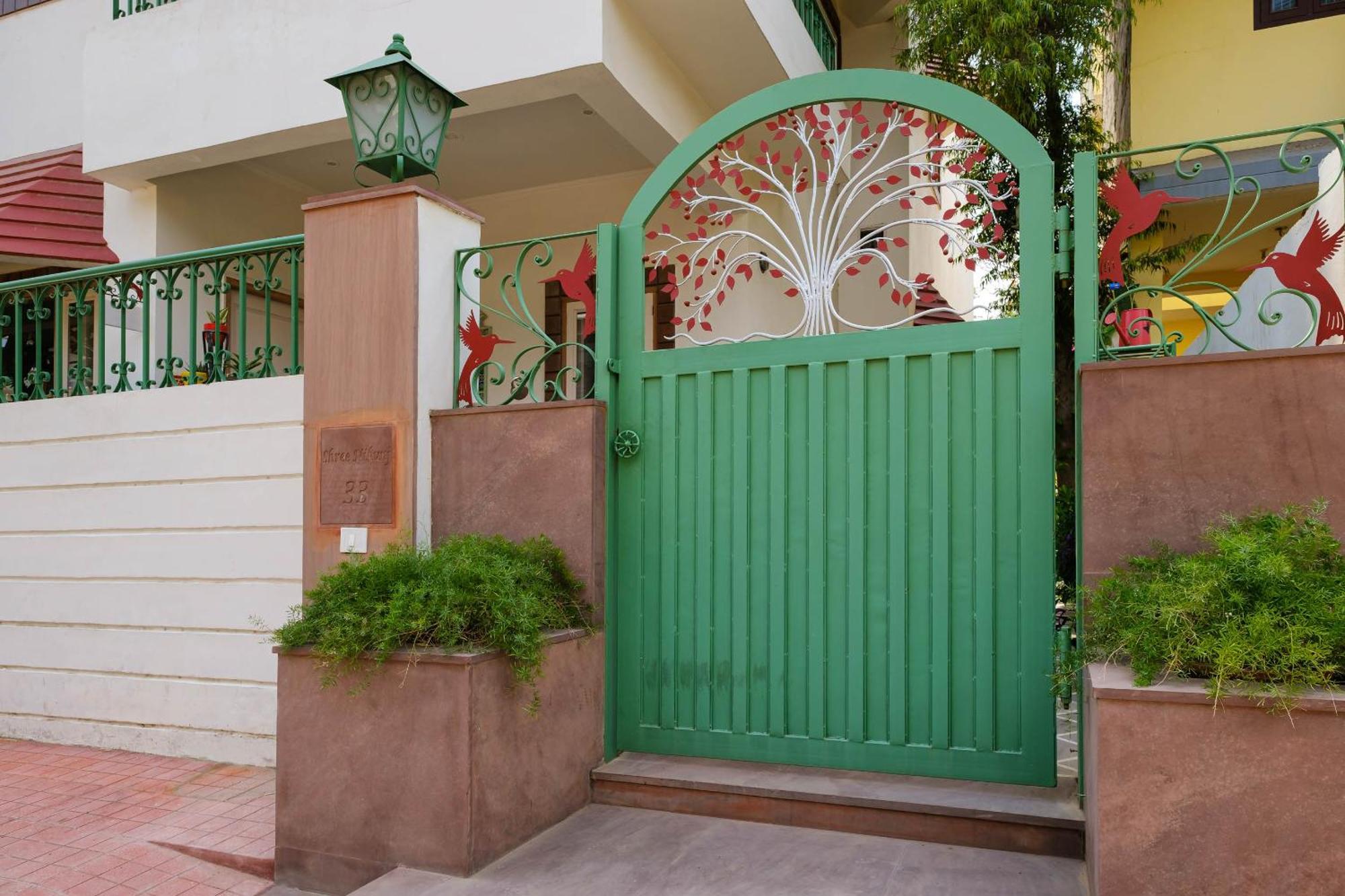 Shree Nikunj - A Luxury Boutique In