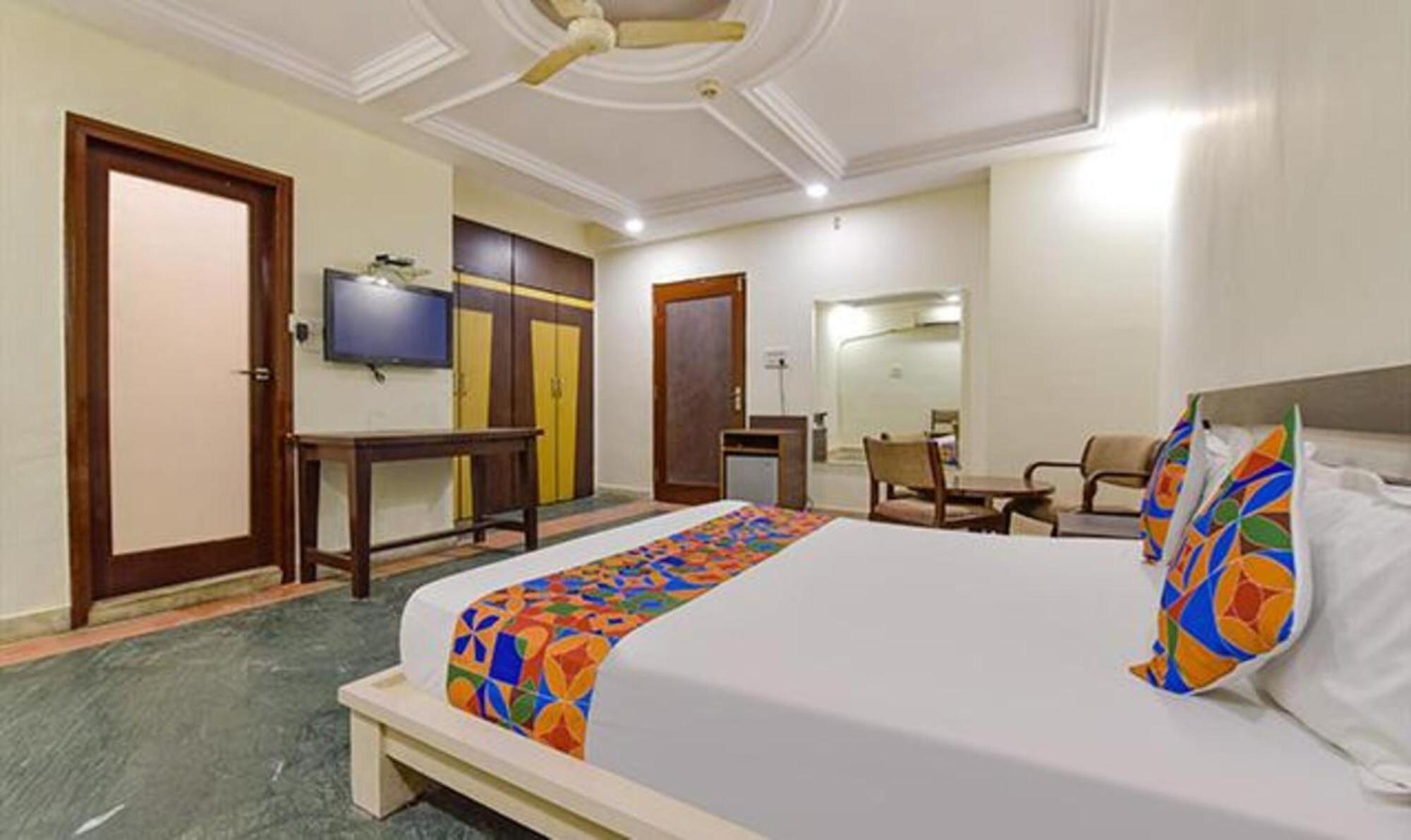 Fabhotel Classic Jaipur