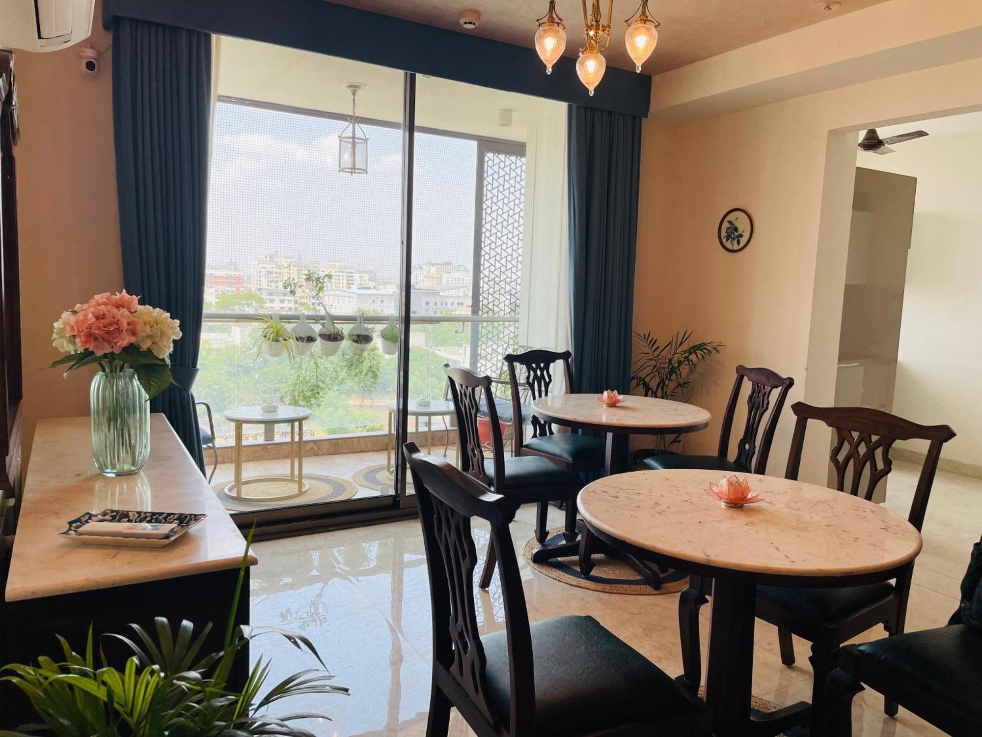 35 Sahakar Suites-a Luxury In * Jaipur
