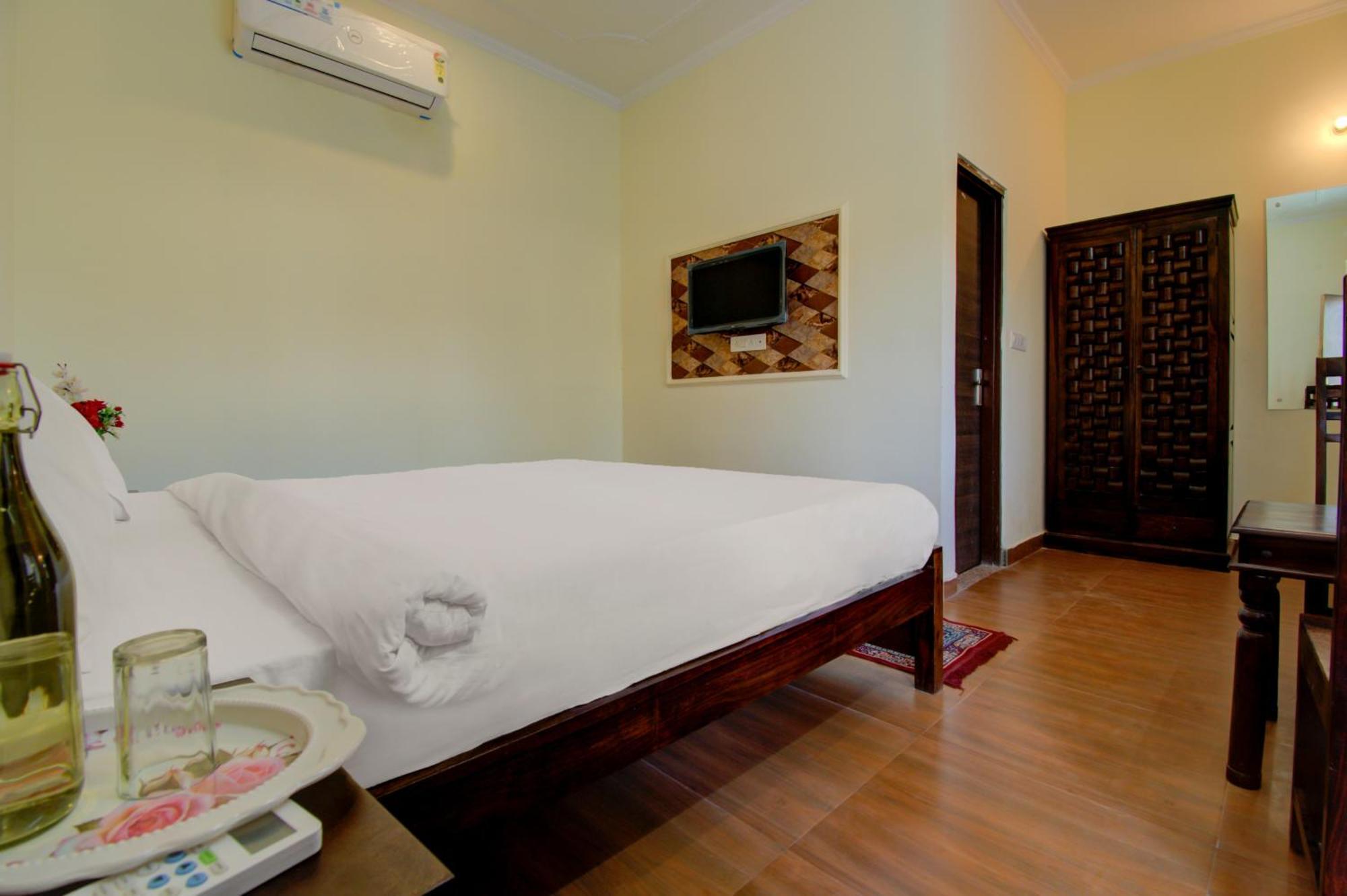 Palette - Rani Bagh
