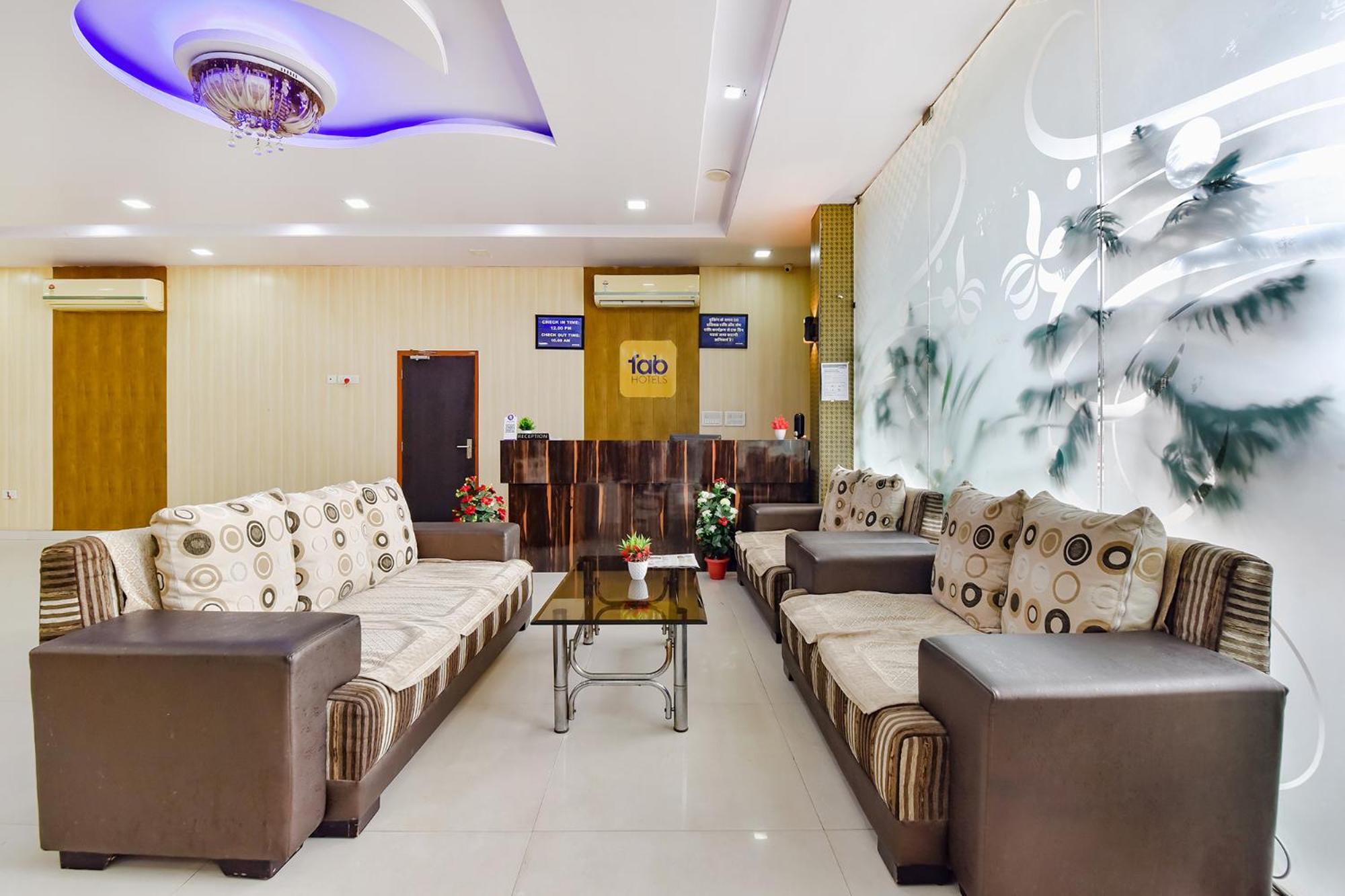 Fabhotel Pink Palace Jaipur