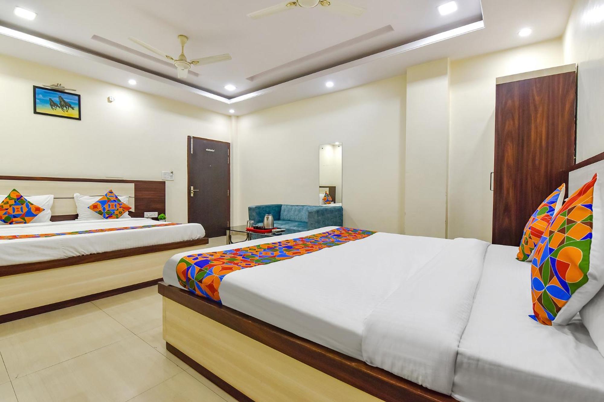 Fabhotel Pink Palace Jaipur