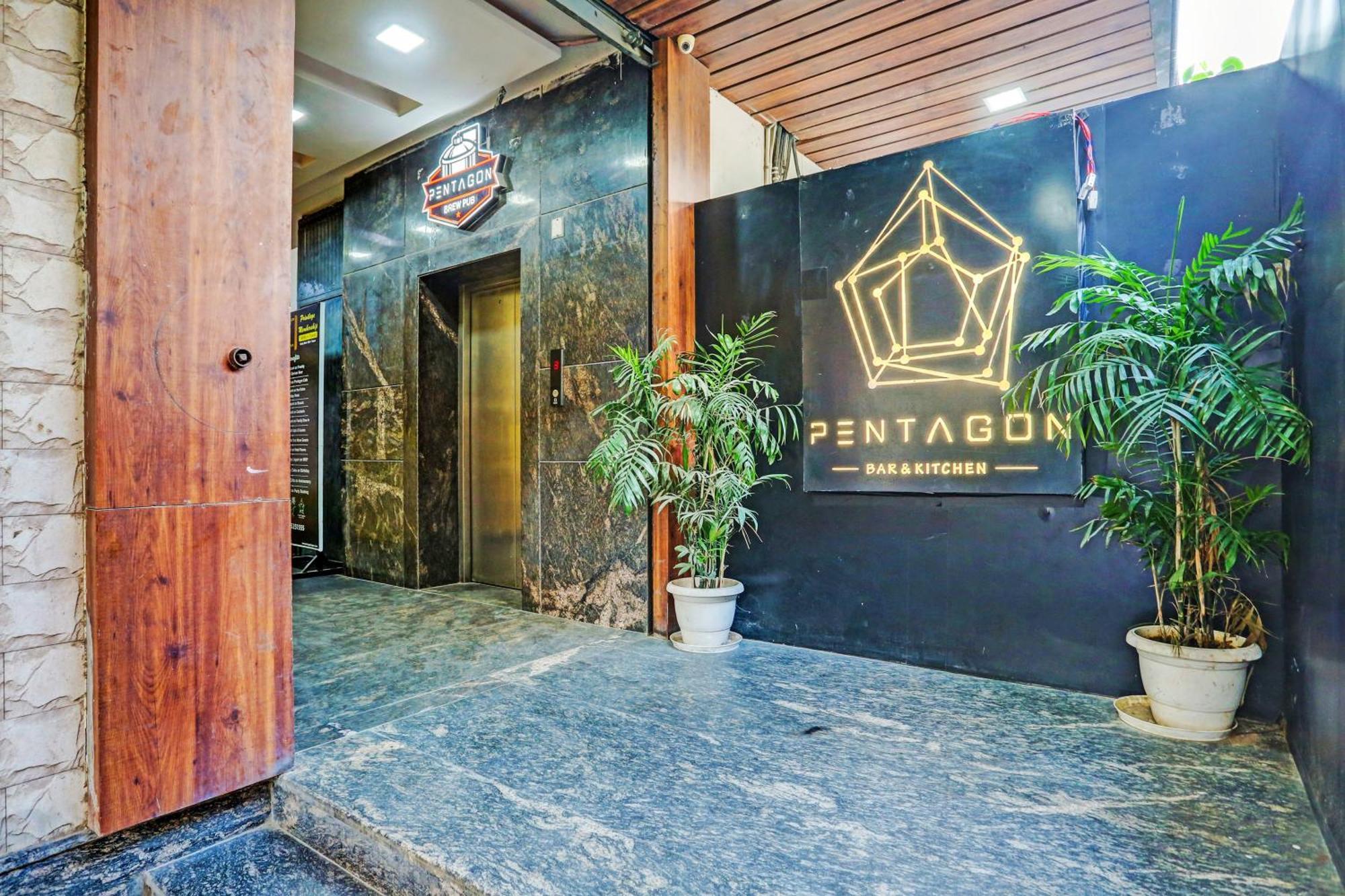 Resort O Palette - Pentagon Boutique