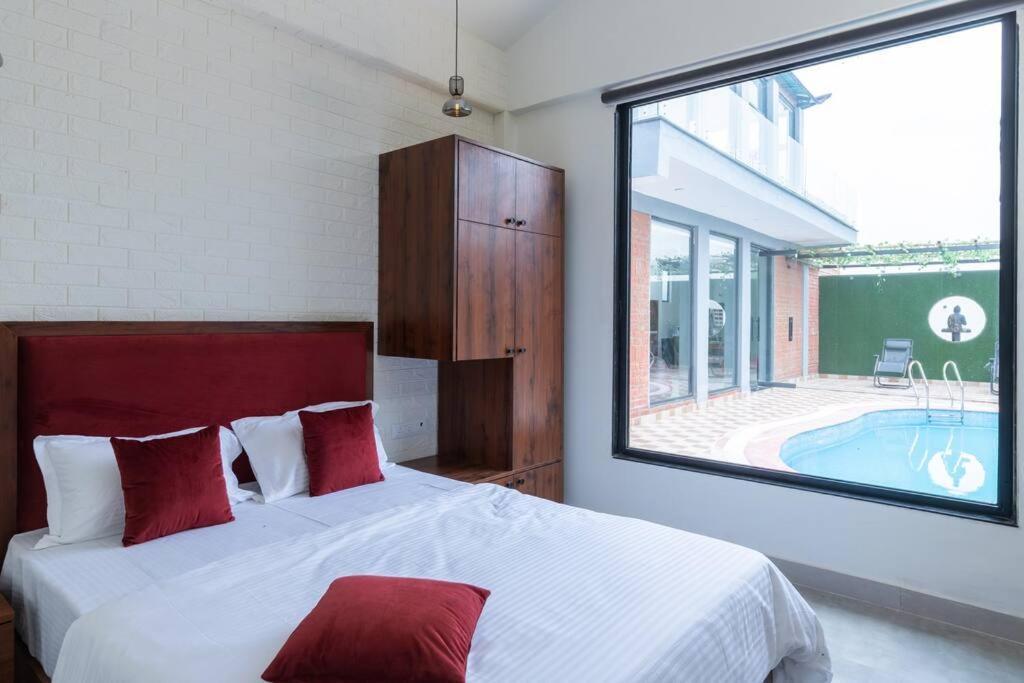Tarshal Outhouse To Relax In Villa