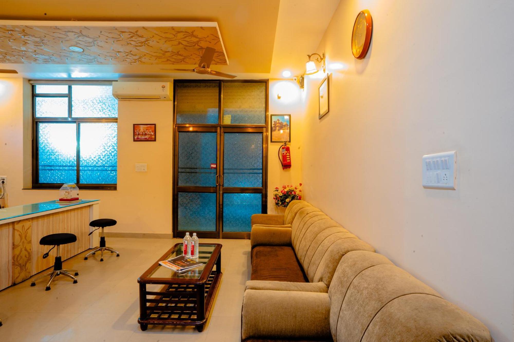 Staybizz By Keymagics Hotel