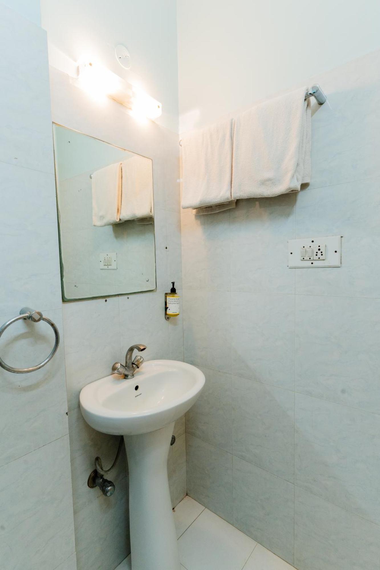 Hotel Staybizz By Keymagics Jaipur