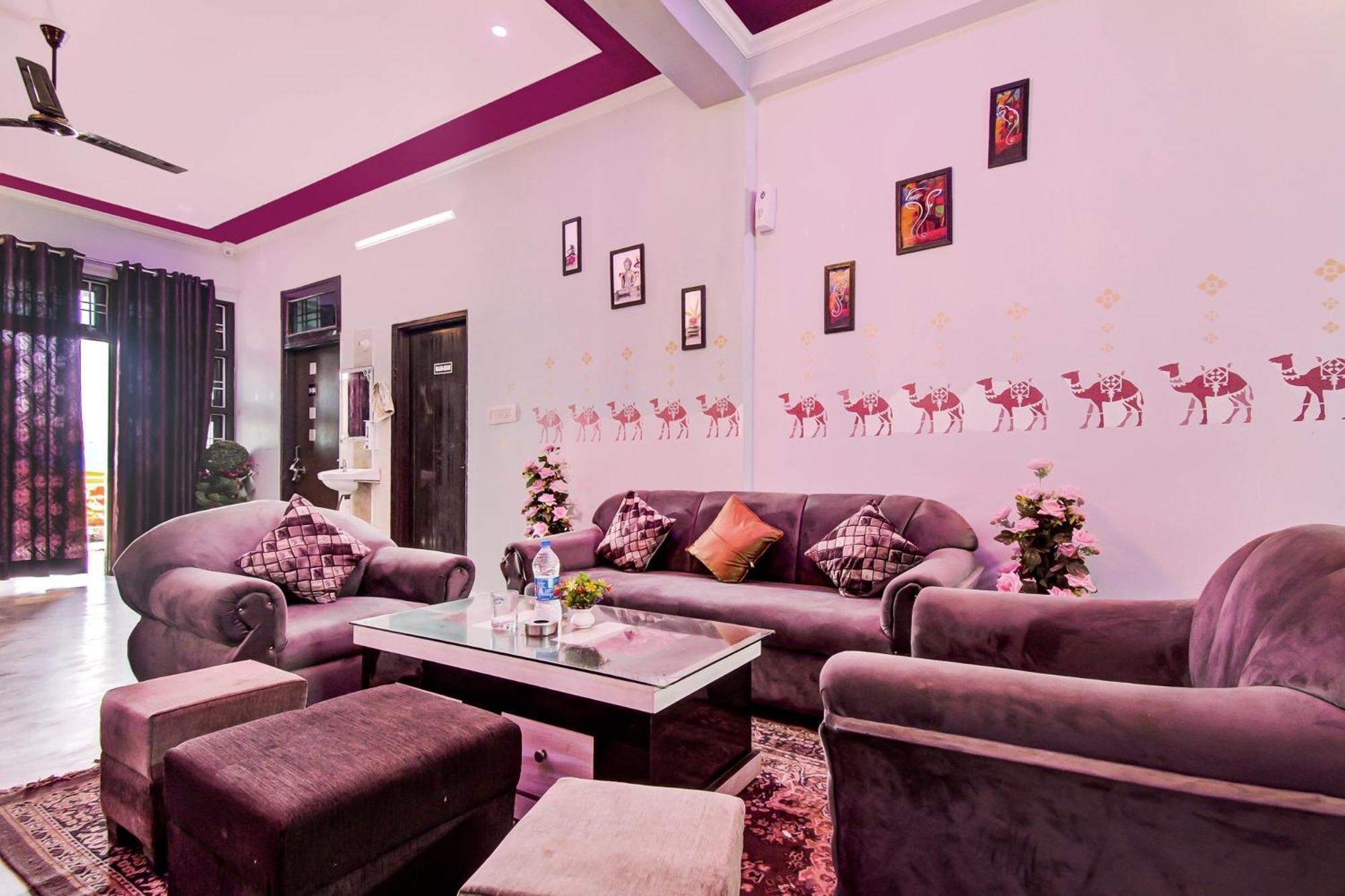 Oyo Flagship 81130 Vanya Jaipur