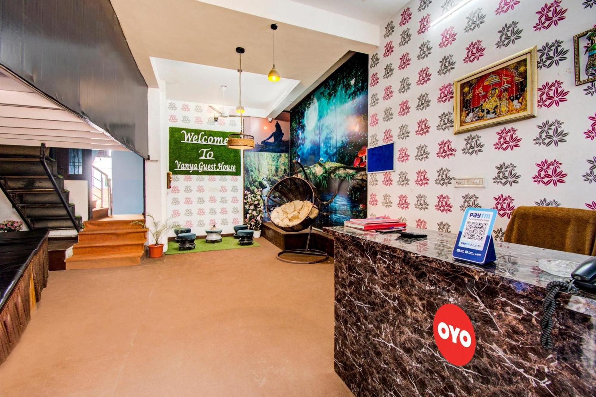 Oyo Flagship 81130 Vanya 3*