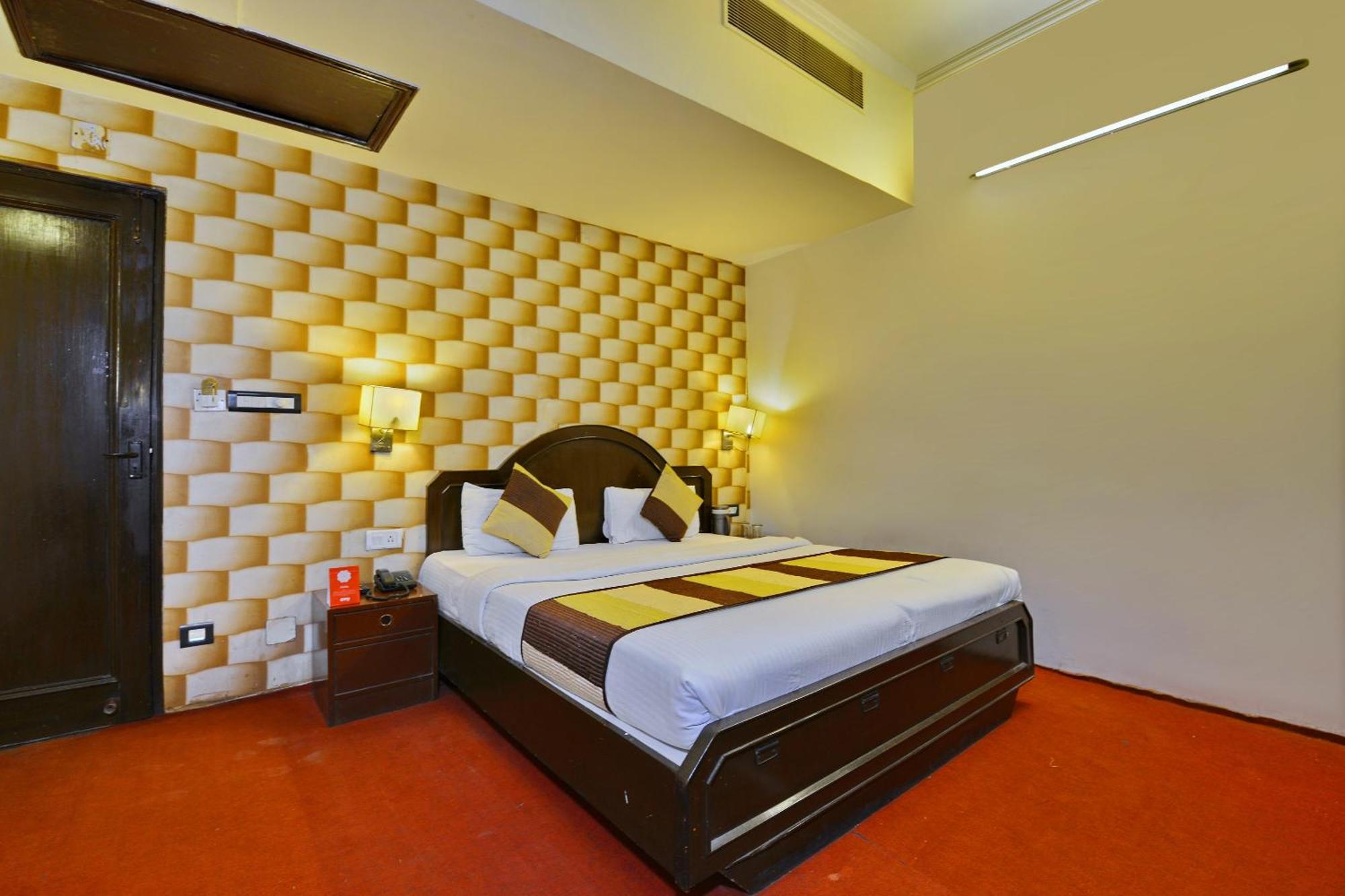 Hotel Maharani Plaza