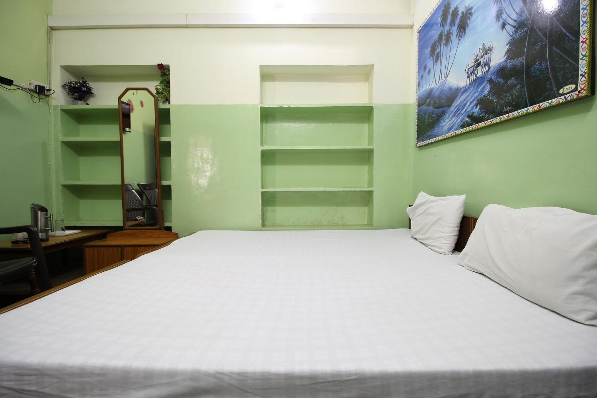 O Shree Shyam Hotel