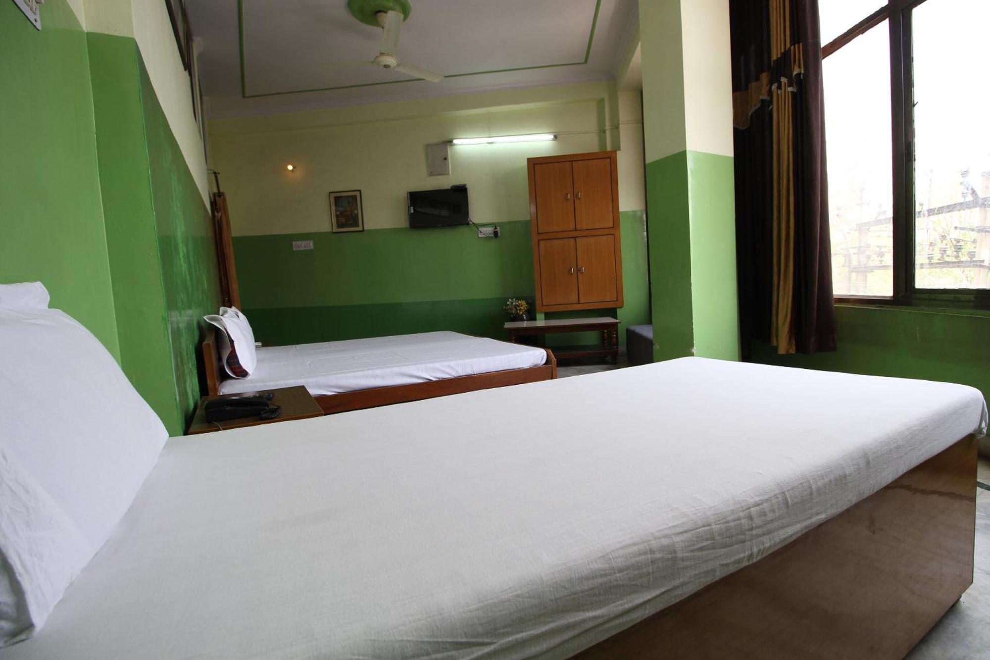 O Shree Shyam Hotel