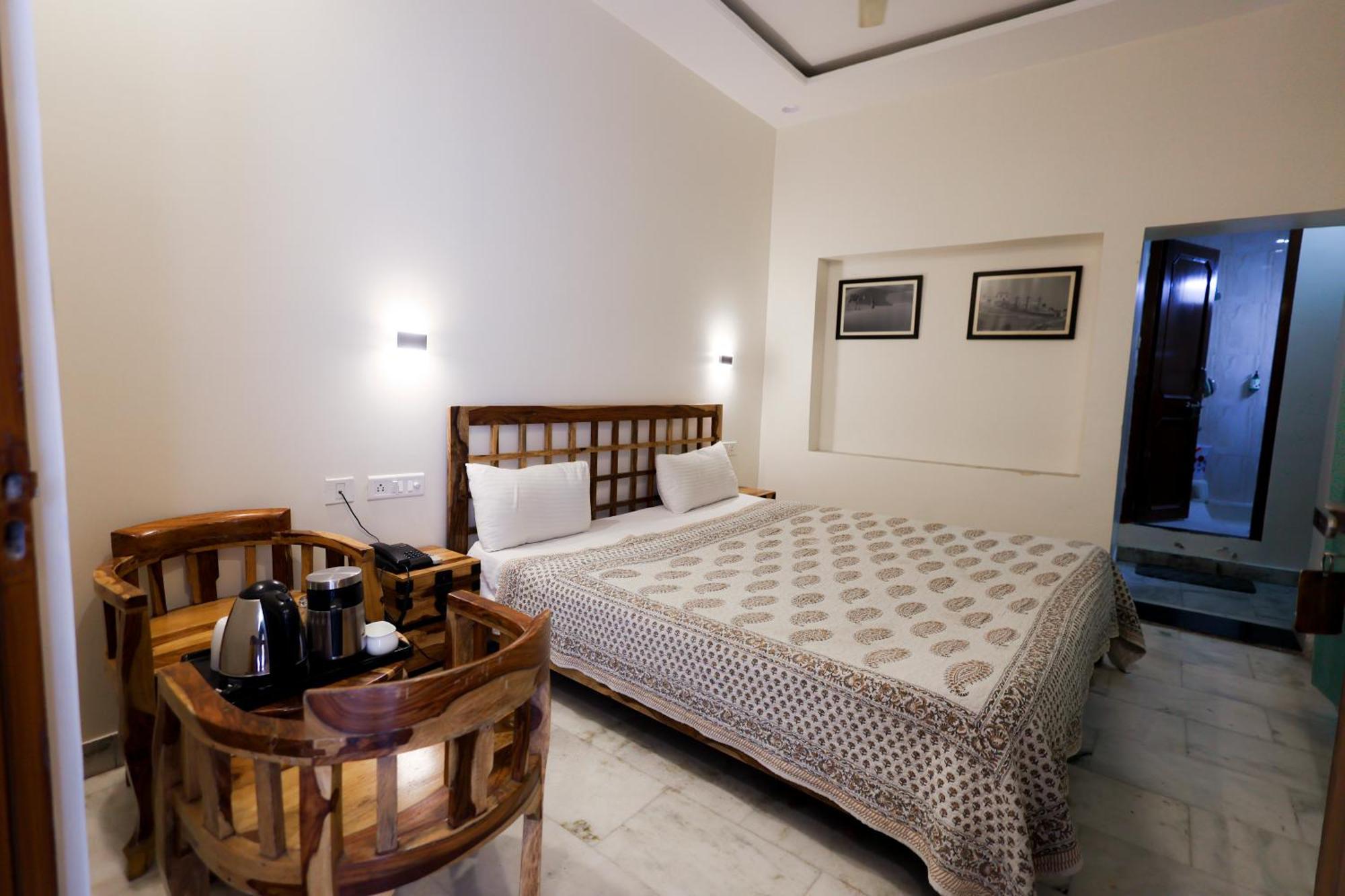 Hotel Gumaan Jaipur